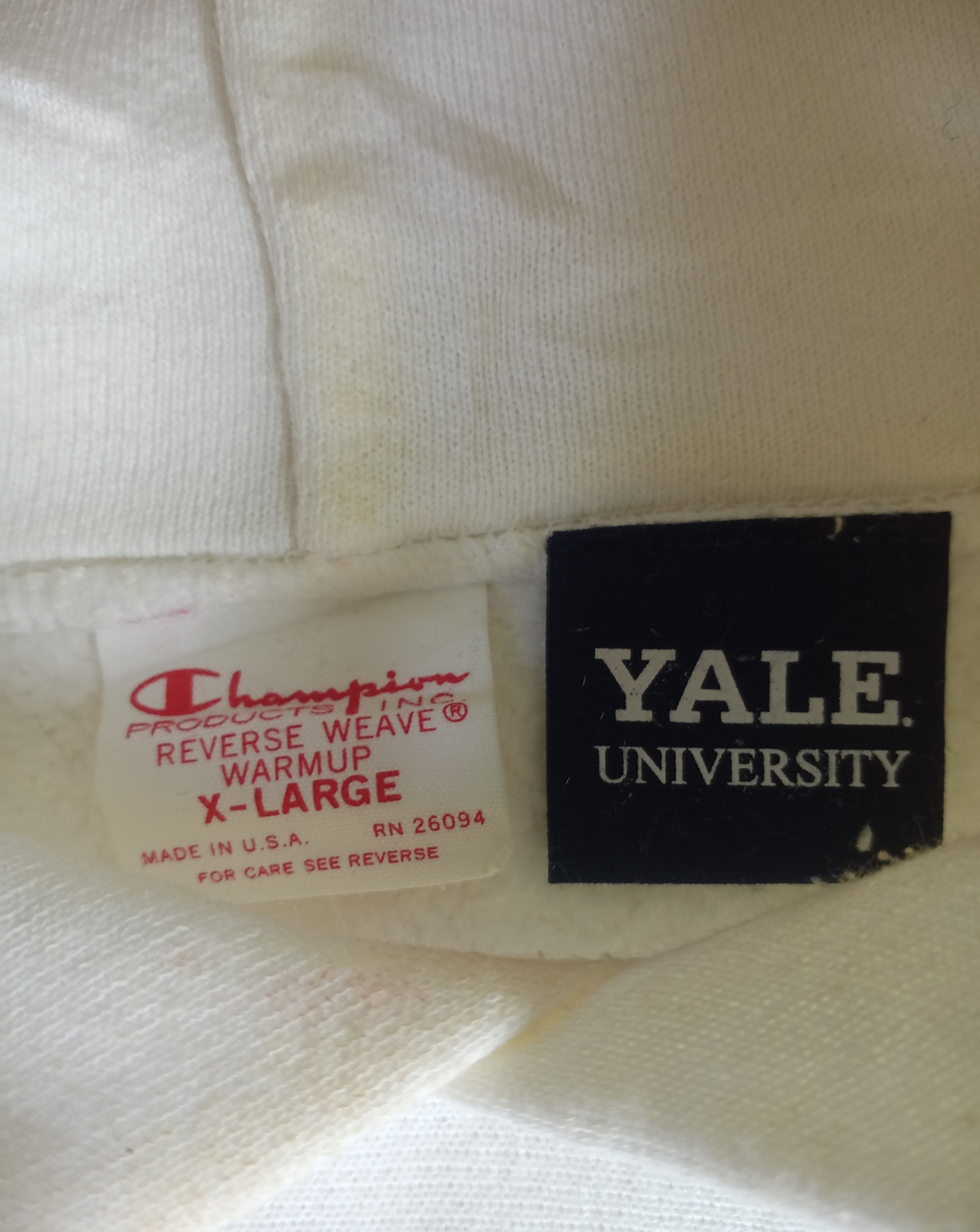 Champion Vintage 90s YALE University Champion Reverse Weave Hoodie Size US XL / EU 56 / 4 - 6 Thumbnail