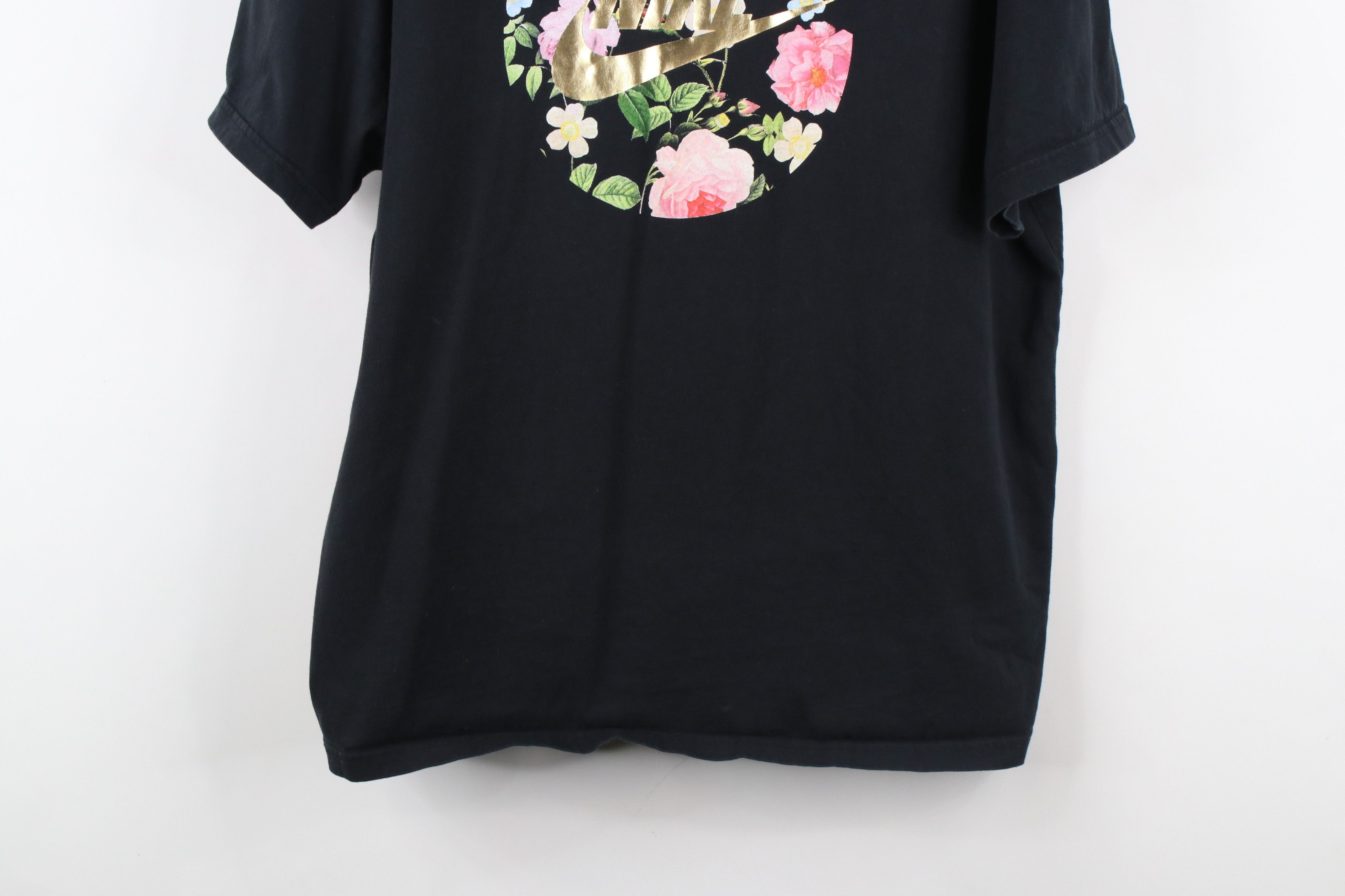 Nike × Vintage Nike Spell Out Big Logo Floral Flower Short Sleeve T-Shirt Size US S / EU 44-46 / 1 - 3 Thumbnail