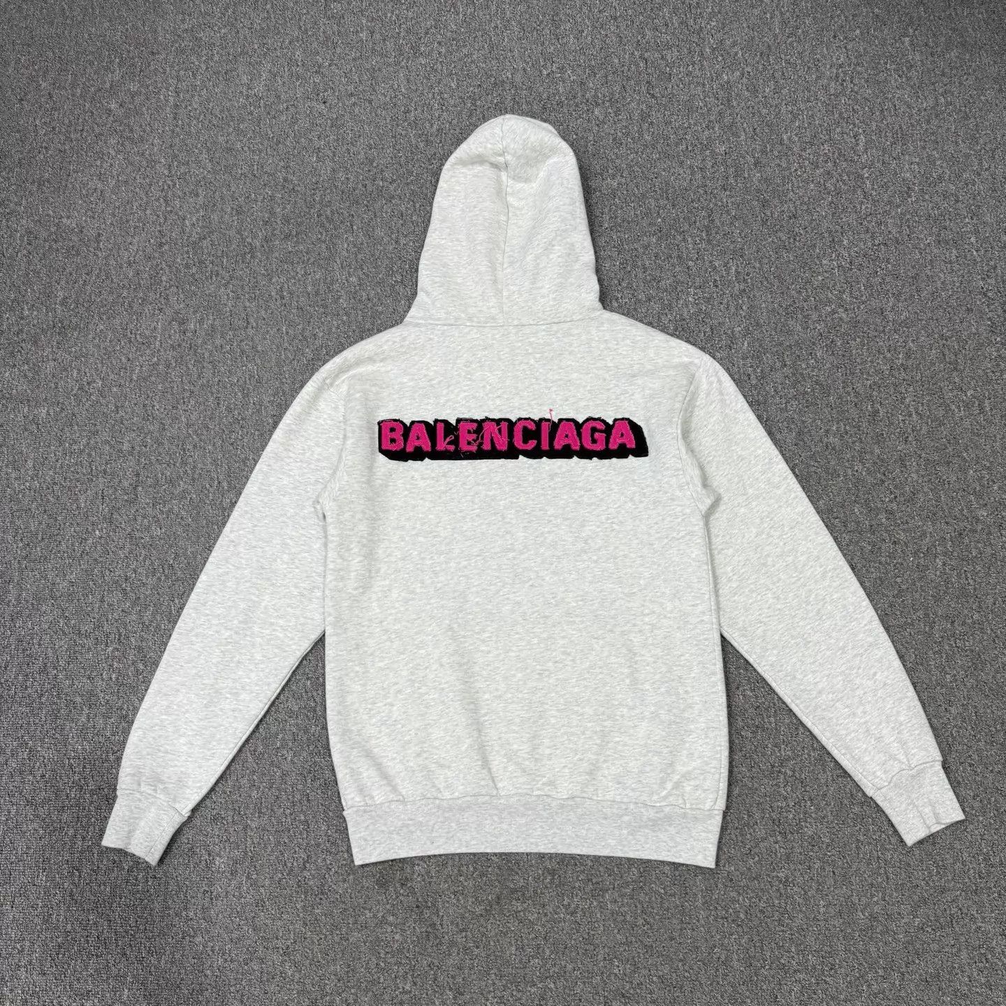 Balenciaga Balenciaga Light Gray Back Printed Logo Hoodie M NWT Size US M / EU 48-50 / 2 - 2 Thumbnail