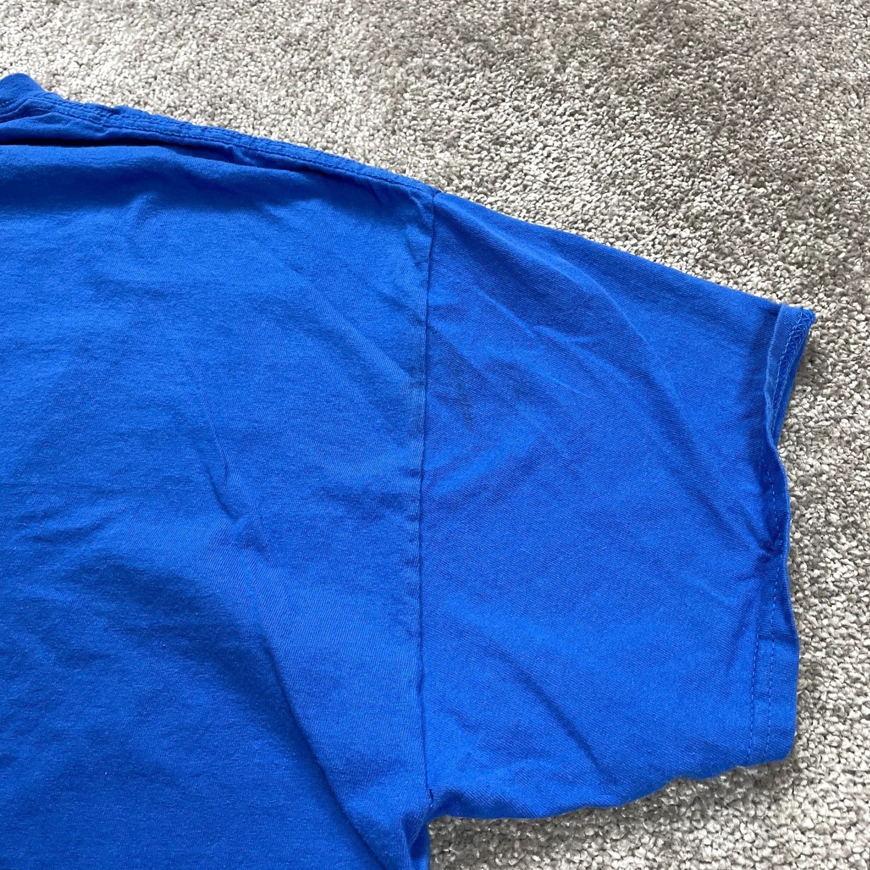 Gildan VINTAGE? No - but use: Gildan Ultra Cotton T-Shirt Men 2XL Blue Crew Neck Short Sleeve Tee 2XL Mens Blue Cotton Classic Shirt Size US XXL / EU 58 / 5 - 4 Thumbnail