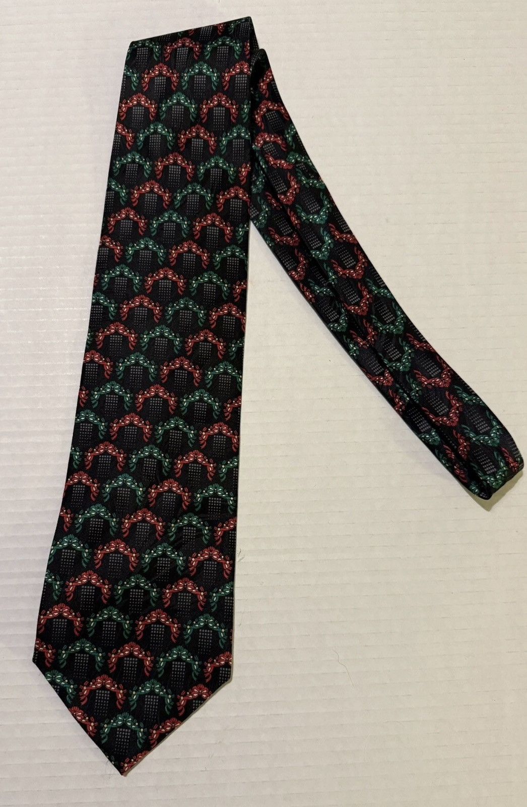 Lord & Taylor Lord & Taylor Men Black Red/Green Xmas Garland Silk Necktie Size ONE SIZE - 1 Thumbnail