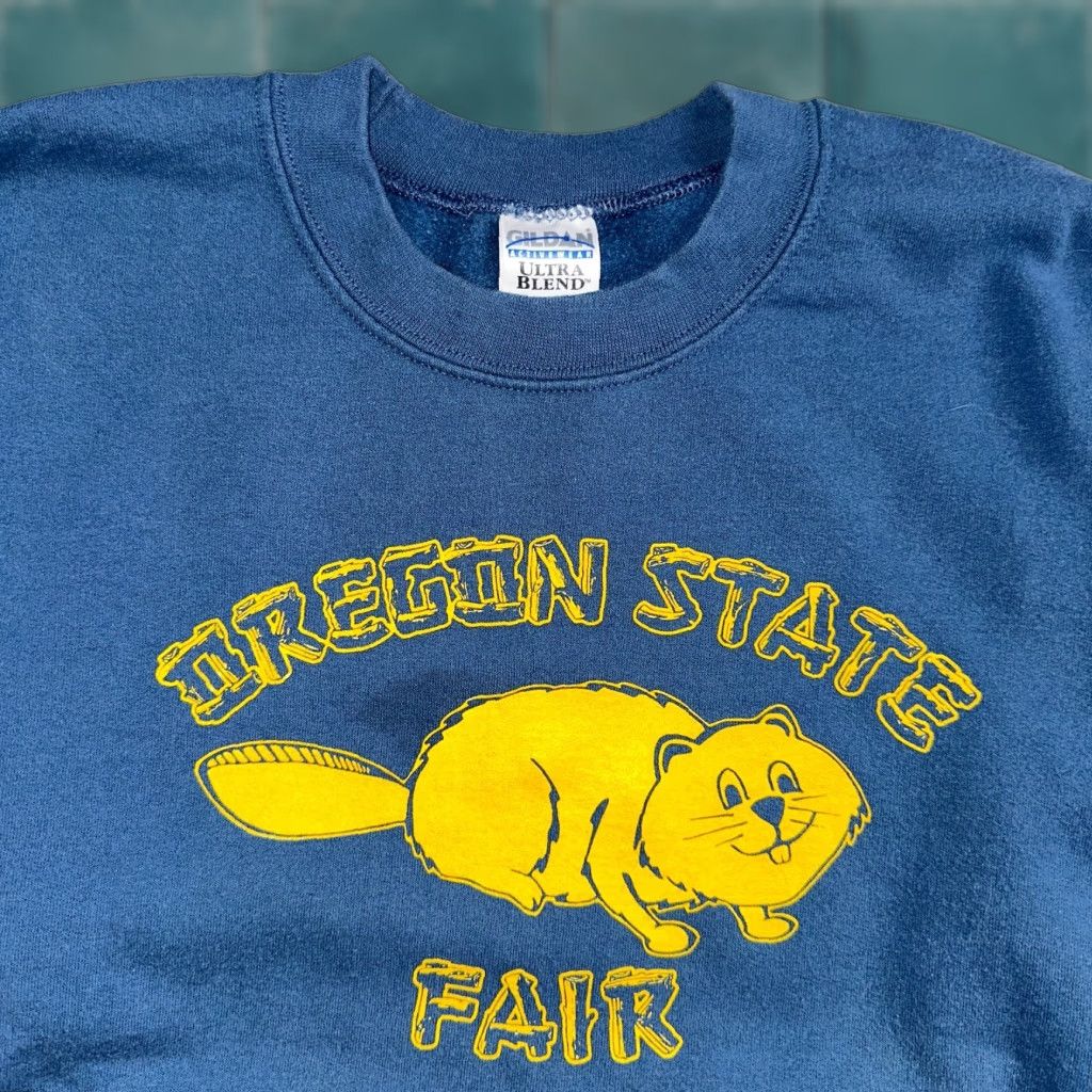 Gildan VINTAGE Oregon State Beavers Gildan Crew Neck Sweatshirt OSU Navy Blue M Unisex Adults Blue 80s Graphic Print Sweatshirt Mens Womens Size US M / EU 48-50 / 2 - 1 Thumbnail