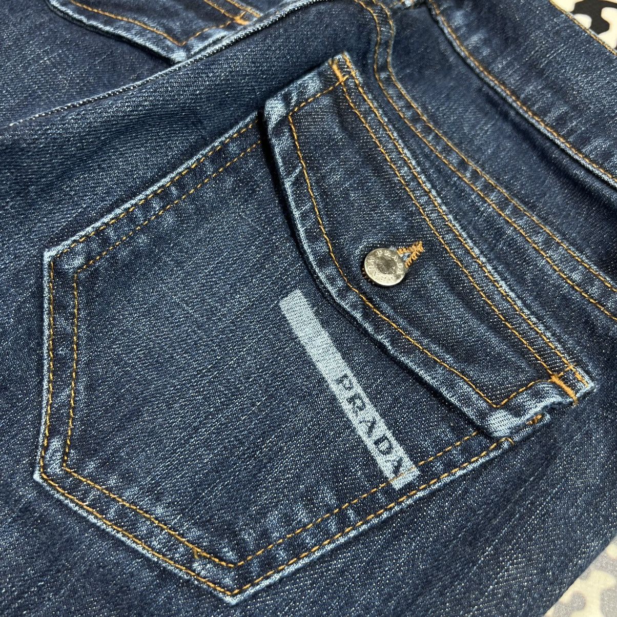 Prada Vintage Y2K Prada Logo Luxury Casual Jeans Size 26" / US 2 / IT 38 - 8 Thumbnail