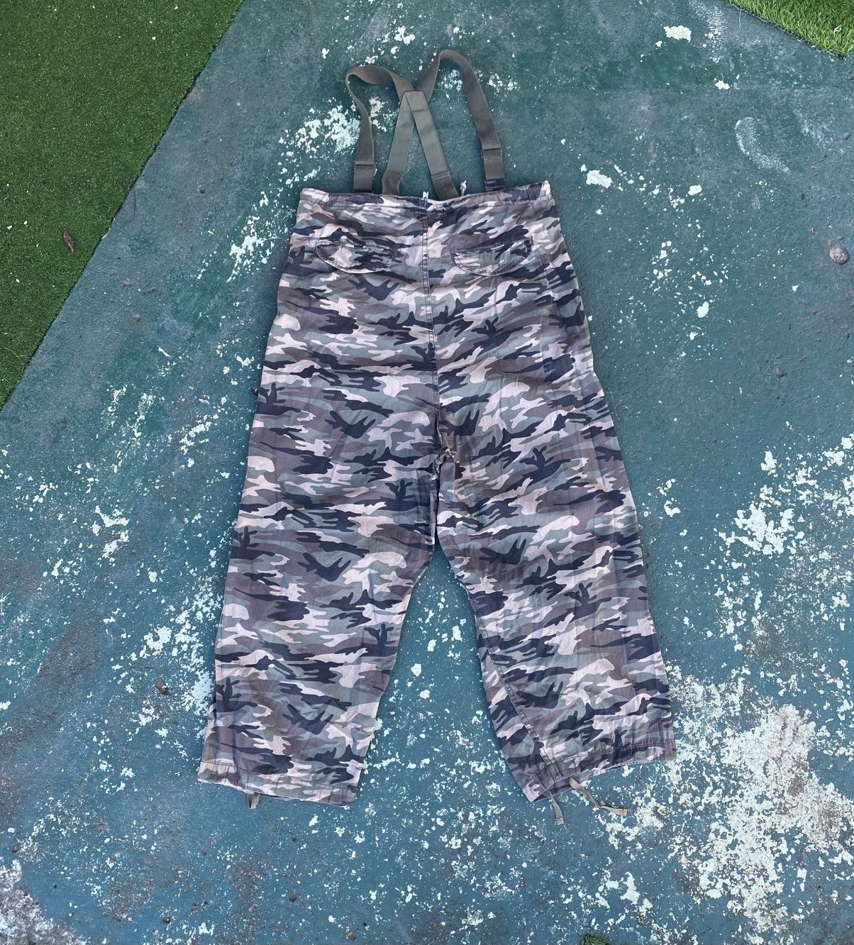 Japanese Brand Niko And.. Camou Drop Crotch Pants Size US 37 - 2 Thumbnail