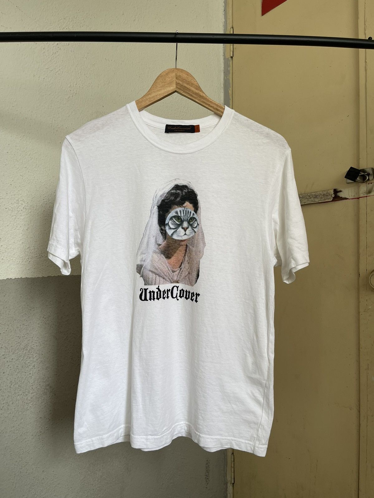 Japanese Brand × Undercover Undercover Cat Bride 2007 T Shirt Size US S / EU 44-46 / 1 - 2 Thumbnail