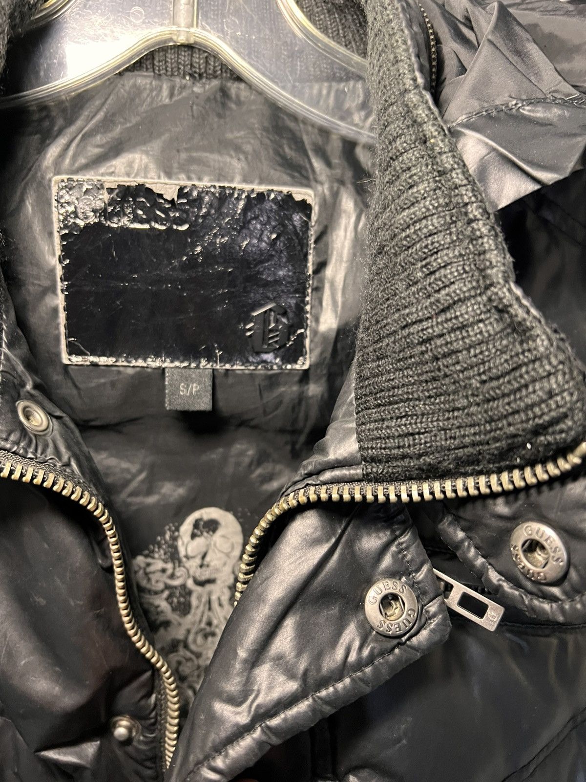 Guess Vintage Guess waterfowl/down puffer vest with hidden hood Size US M / EU 48-50 / 2 - 15 Thumbnail