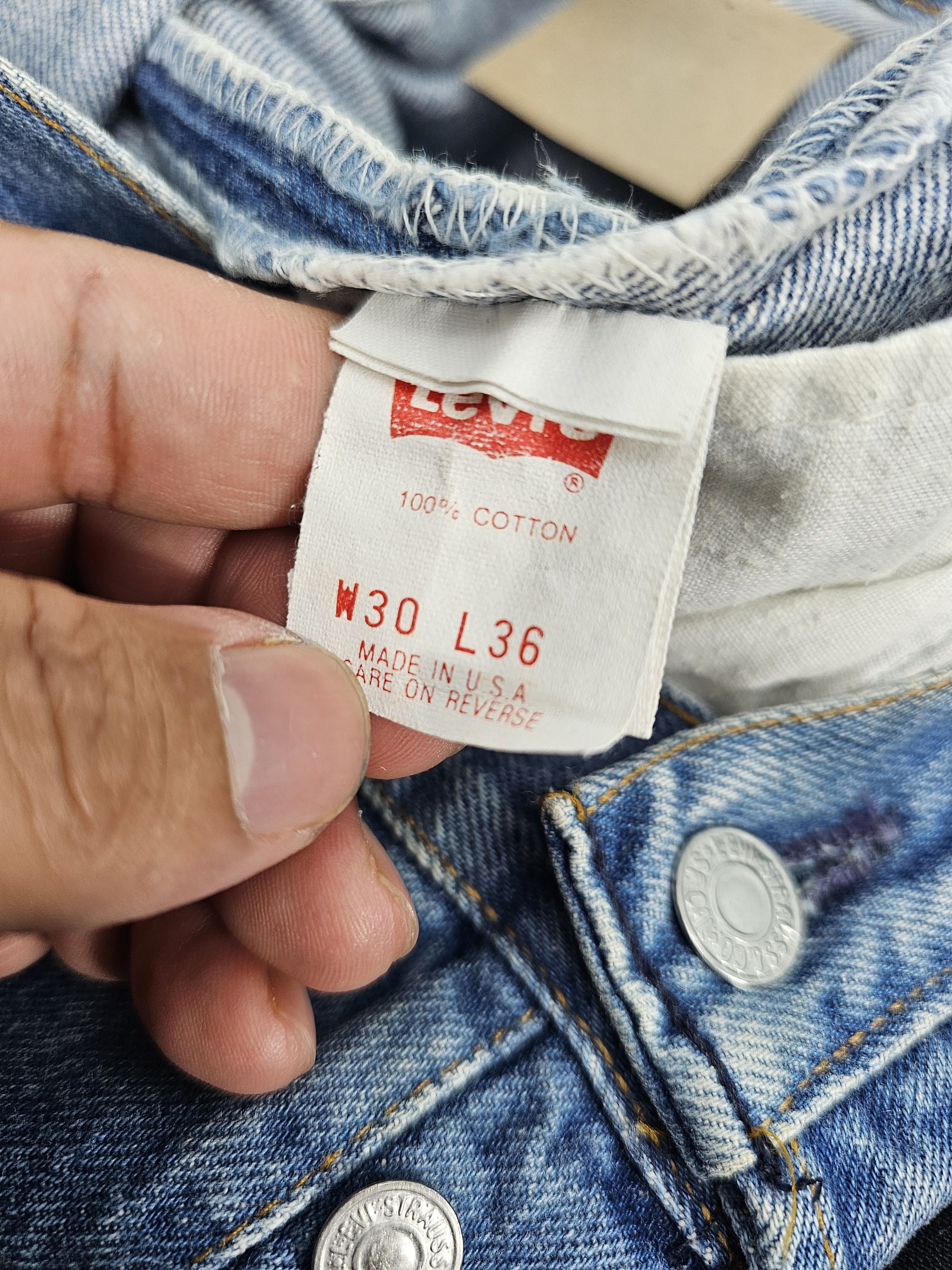 Levi's Vintage LEVIS 501 Faded Bleach Design Blue Jeans L0453 Size US 29 - 14 Thumbnail