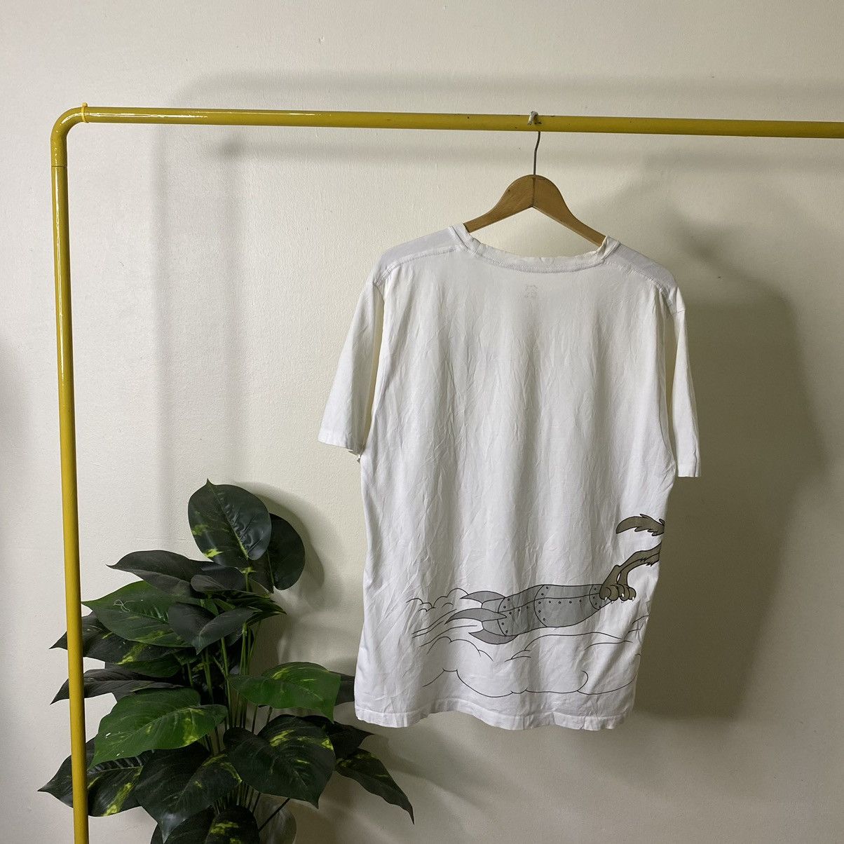 Japanese Brand × Warner Bros Japanese Brand x Warner Bros Road Runner & Wile E Coyote Tee Size US L / EU 52-54 / 3 - 6 Thumbnail