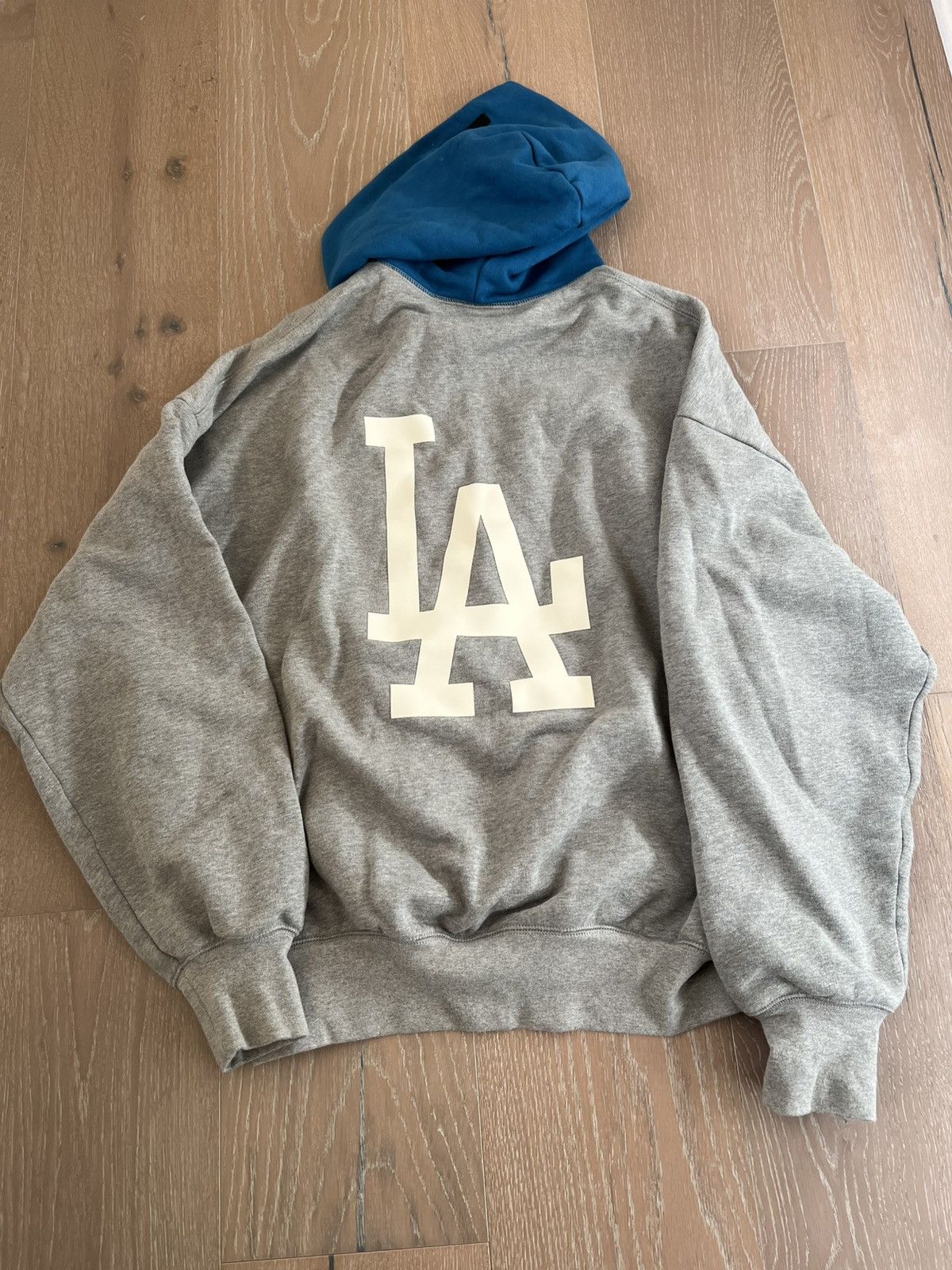 Fear of God Fear of God Essentials Los Angeles Dodgers Hoodie in Gray Size US S / EU 44-46 / 1 - 2 Thumbnail