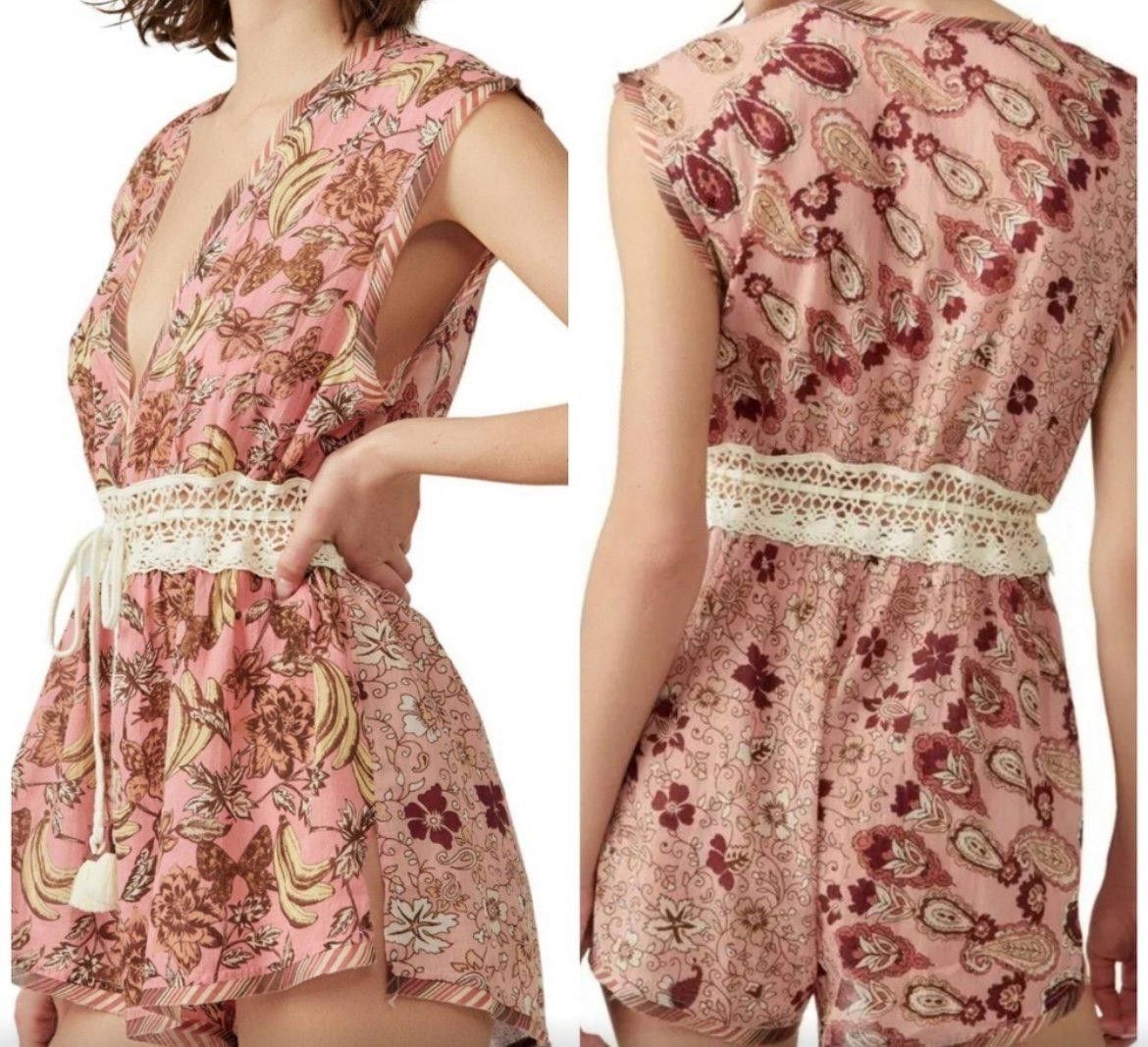 Free People Free People Bohemian Romper - Floral Print with Crochet Belt Size 36" / US 14 / IT 50 - 1 Thumbnail