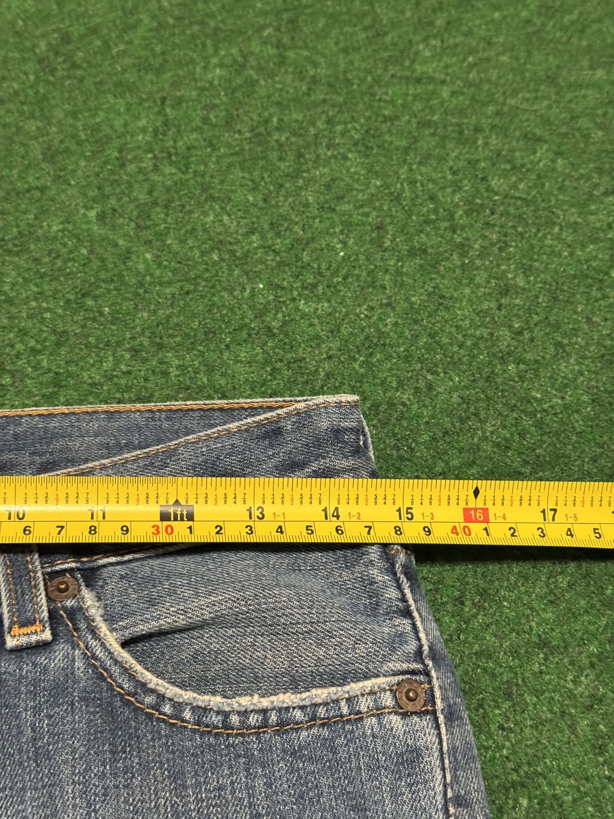Levi's Vintage Clothing Levis 527 Button Fly Low Rise Bootcut 29x27 Denim Jeans Size US 29 - 7 Thumbnail