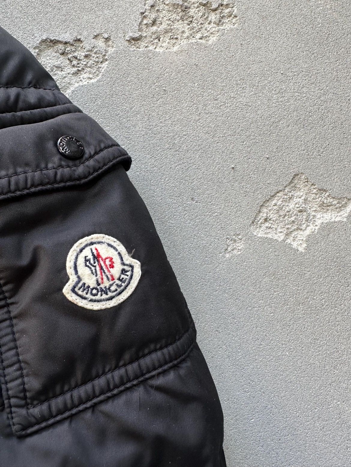 Moncler Moncler Bea Down Jacket Mens Size S Size US S / EU 44-46 / 1 - 3 Thumbnail