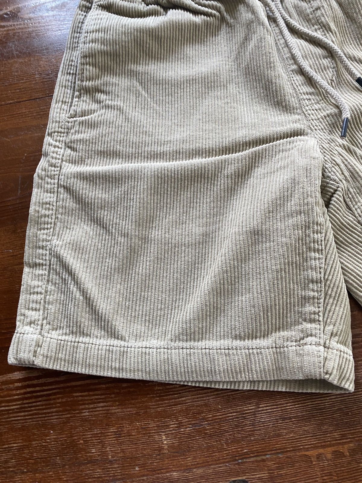 UNIONBAY × Vintage Vintage Unionbay Khaki Thick Corduroy Elastic Waist Shorts Size US 29 - 5 Thumbnail