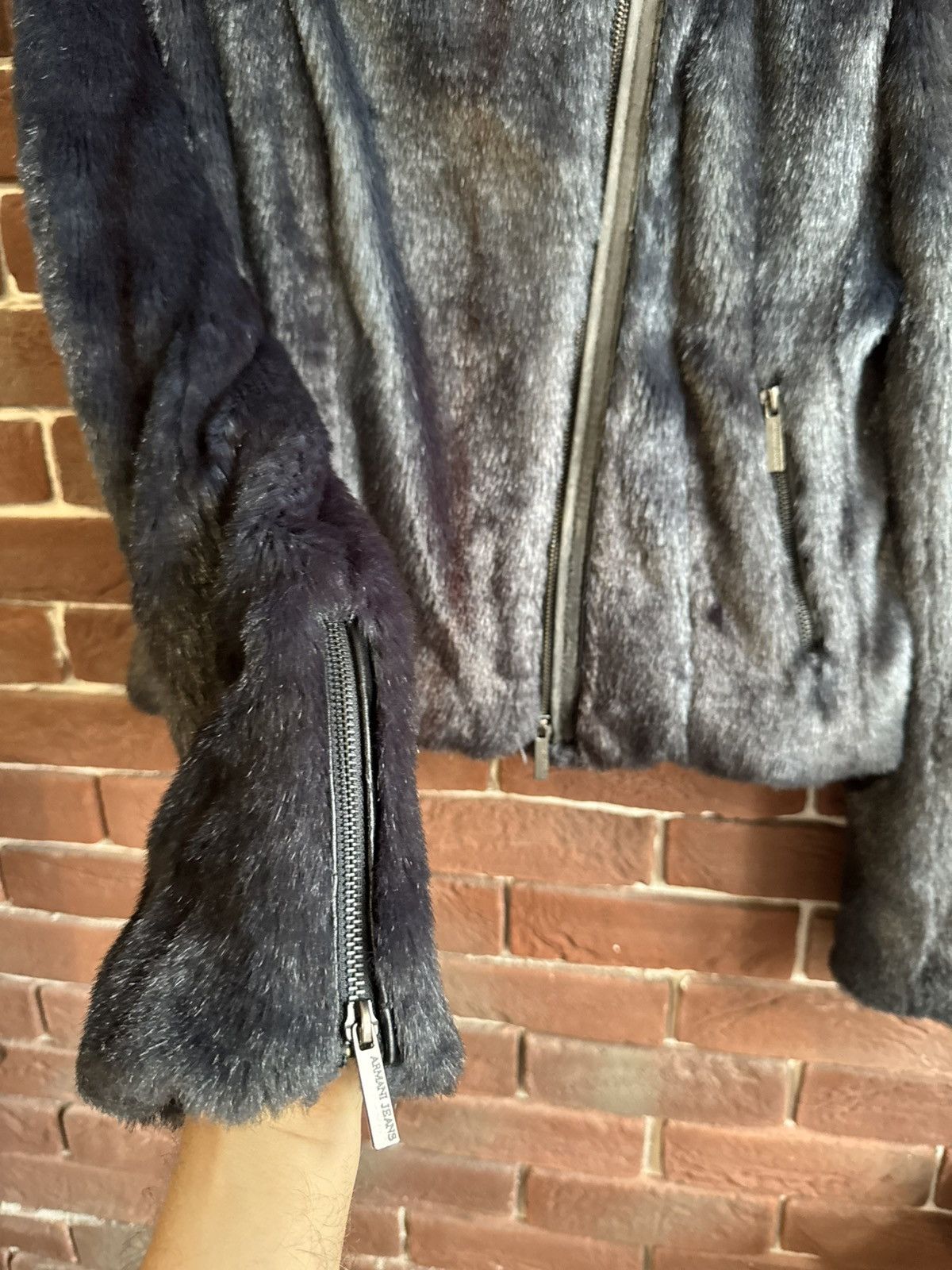 Armani Vintage Y2K Armani Jeans Faux Fur Black Zip Jacket Designer Size M / US 6-8 / IT 42-44 - 7 Thumbnail