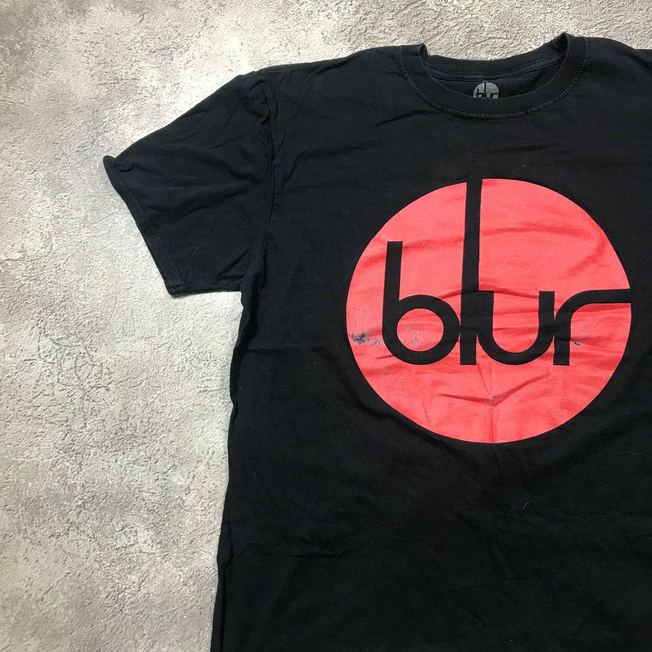 Vintage Vintage Y2K Blur Graphic Tee Red Circle Logo Streetwear XL Size US XL / EU 56 / 4 - 2 Thumbnail