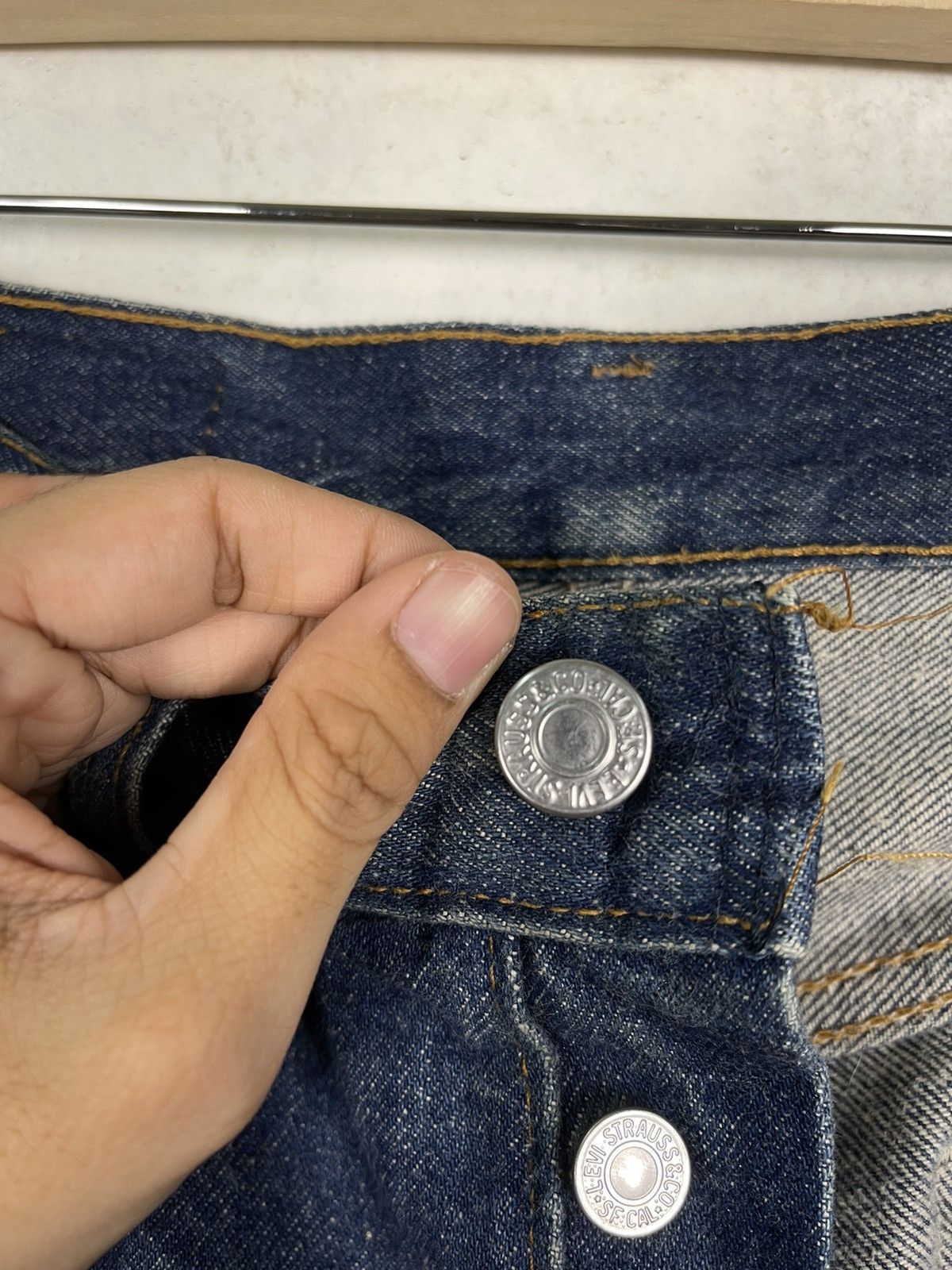 Levi's Vintage Levis Button Fly Distressed Jean Size US 30 / EU 46 - 13 Thumbnail