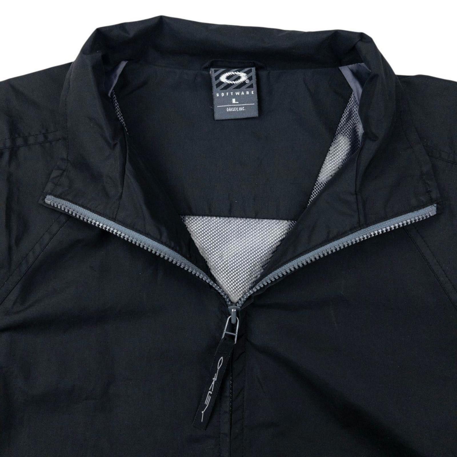 Oakley Vintage Oakley Zip Up Jacket Size L Size US L / EU 52-54 / 3 - 3 Thumbnail