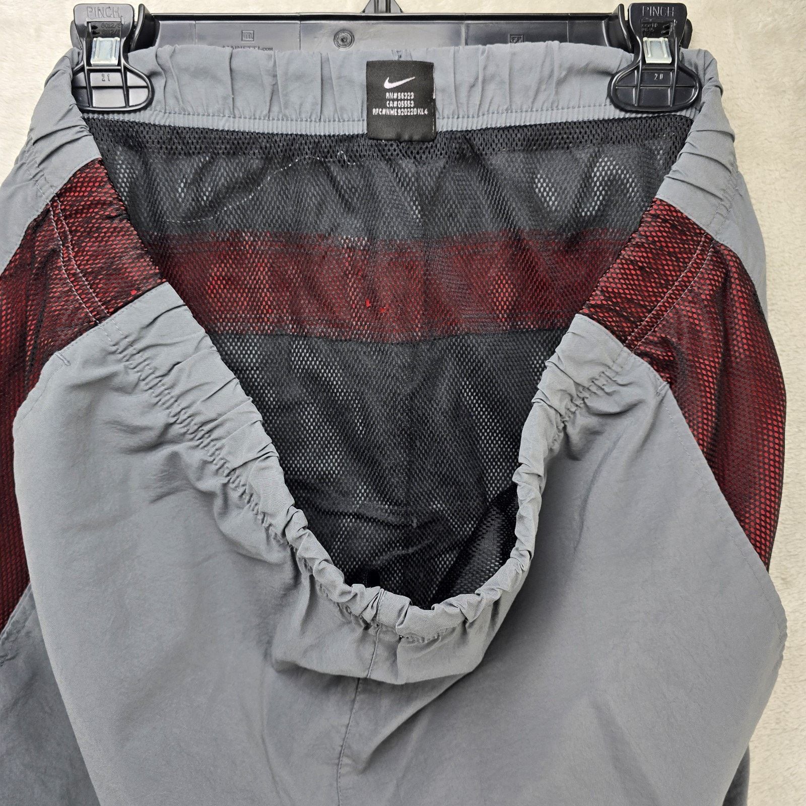 Nike Vintage Nike Swim Trunks Mens Size XL Grey Tag Lined Y2K Size US 38 / EU 54 - 2 Thumbnail
