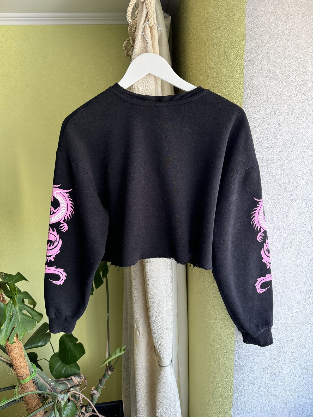 Japanese Brand Y2K Hello Kitty Cropped Japanese Dragon Sweatshirt if6was9 Size L / US 10 / IT 46 - 9 Thumbnail