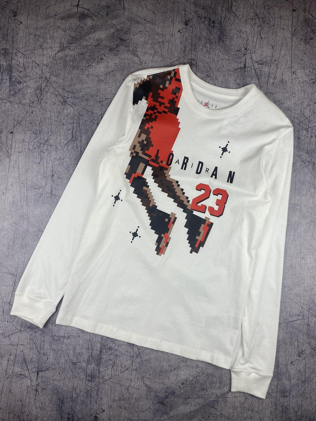 Jordan Brand × Nike Nike Air Jordan Big Logo Long Sleeve Size S Size US S / EU 44-46 / 1 - 3 Thumbnail