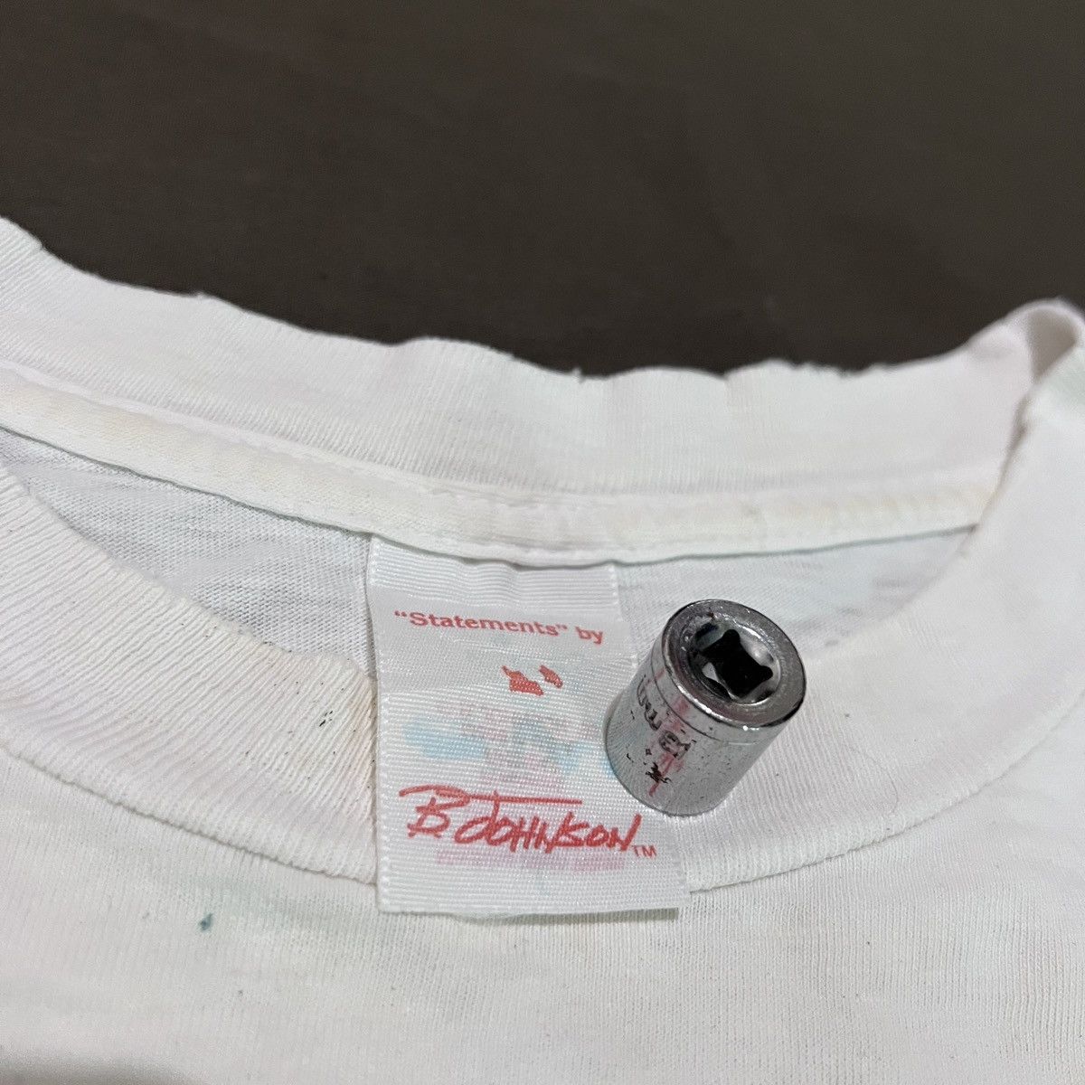 Vintage Vintage 90s B Johnson Tee A Day in the Wilderness Thrashed Size US L / EU 52-54 / 3 - 10 Thumbnail