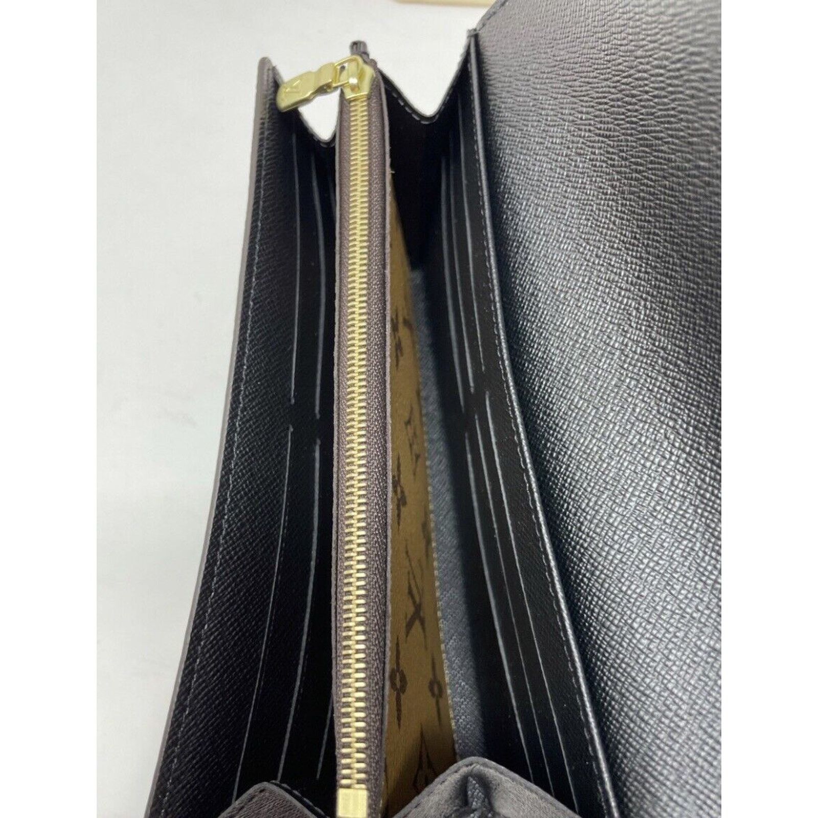 Louis Vuitton Louis Vuitton Giant Flower Monogram Reverse Sarah Wallet Size ONE SIZE - 7 Thumbnail