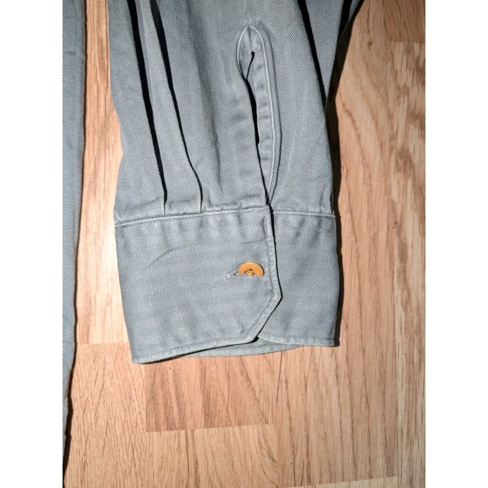 Abercrombie & Fitch VINTAGE Abercrombie & Fitch Shirt Men’s Size LG Button Up Casual Workwear 80s Gray Cotton Polyester Heavyweight Size US L / EU 52-54 / 3 - 5 Thumbnail