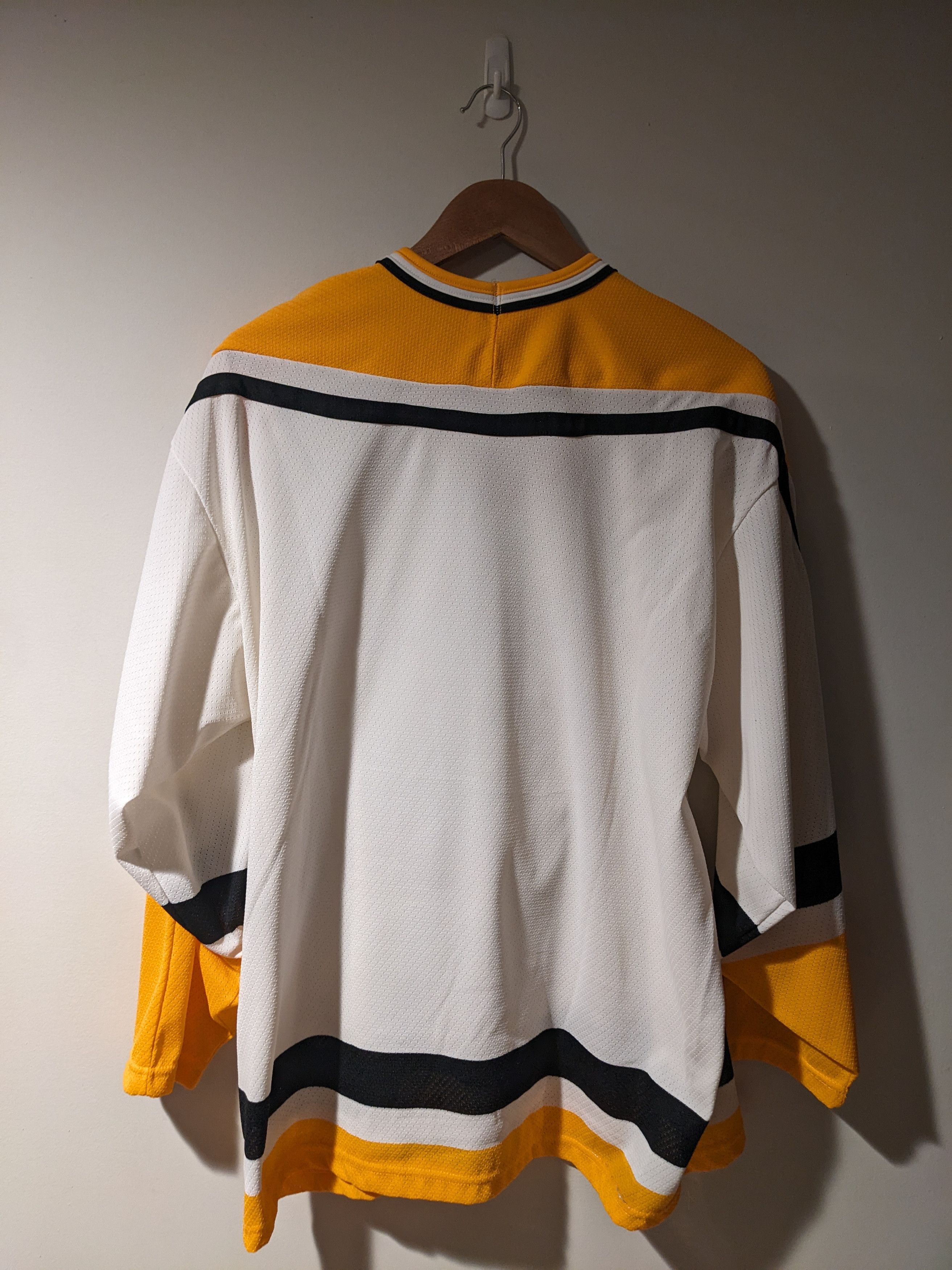 NHL Vintage 90s Pittsburgh Penguins Large NHL Hockey Jersey Size US L / EU 52-54 / 3 - 4 Thumbnail