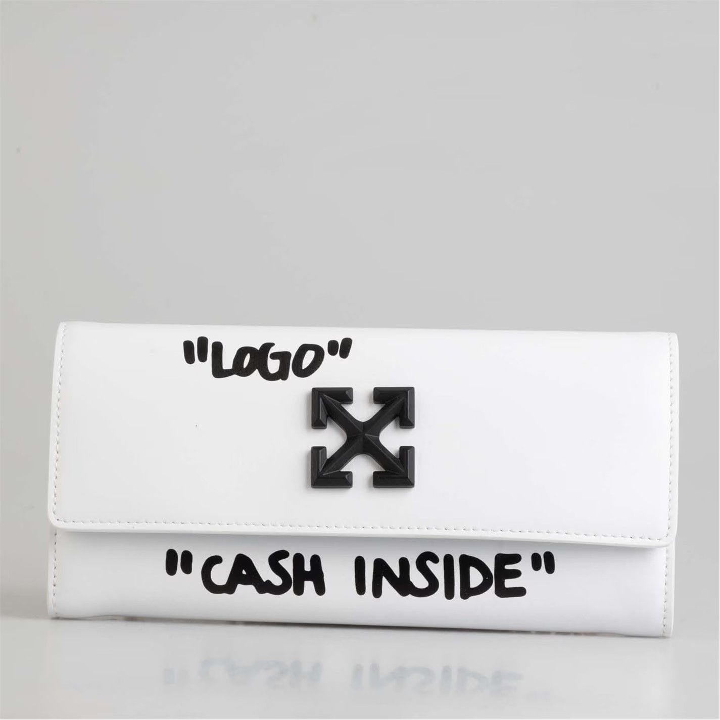 Off-White o1g2r1mq0225 Size: OS / Wallet in White & Black Size ONE SIZE - 1 Thumbnail