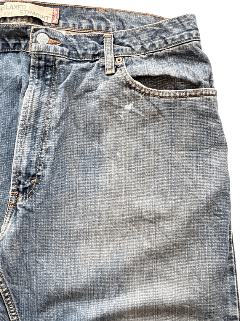 Levi's Vintage Levi's 559 Blue Faded Washed Relaxed Straight Jeans Size US 40 / EU 56 - 5 Thumbnail