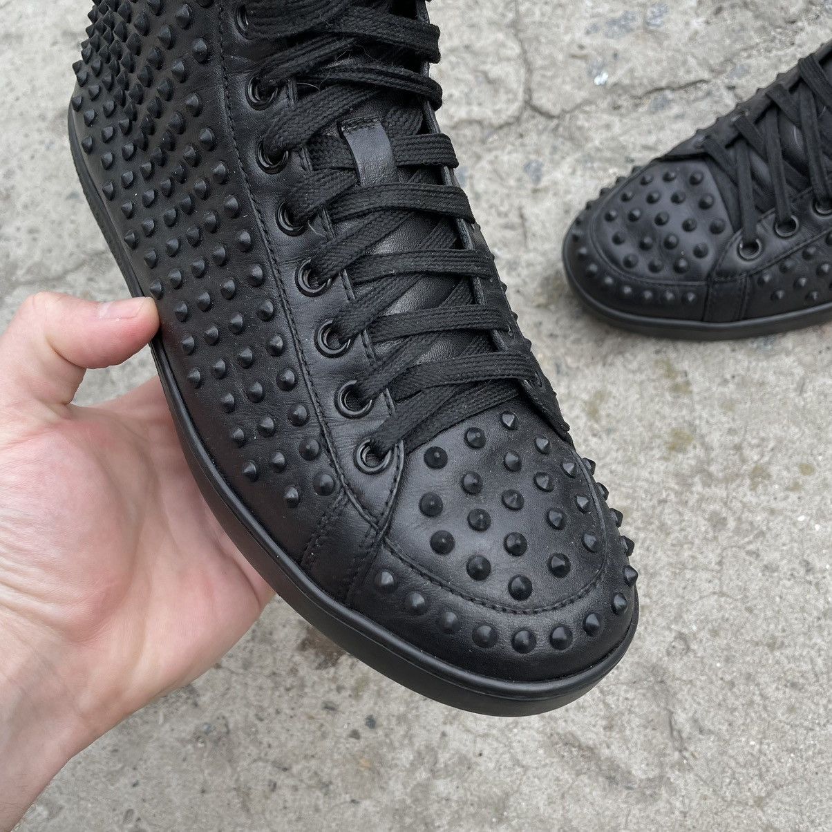 Gucci Vintage Gucci Spike Studded Leather Sneakers Black 37 Size US 7 / IT 37 - 3 Thumbnail