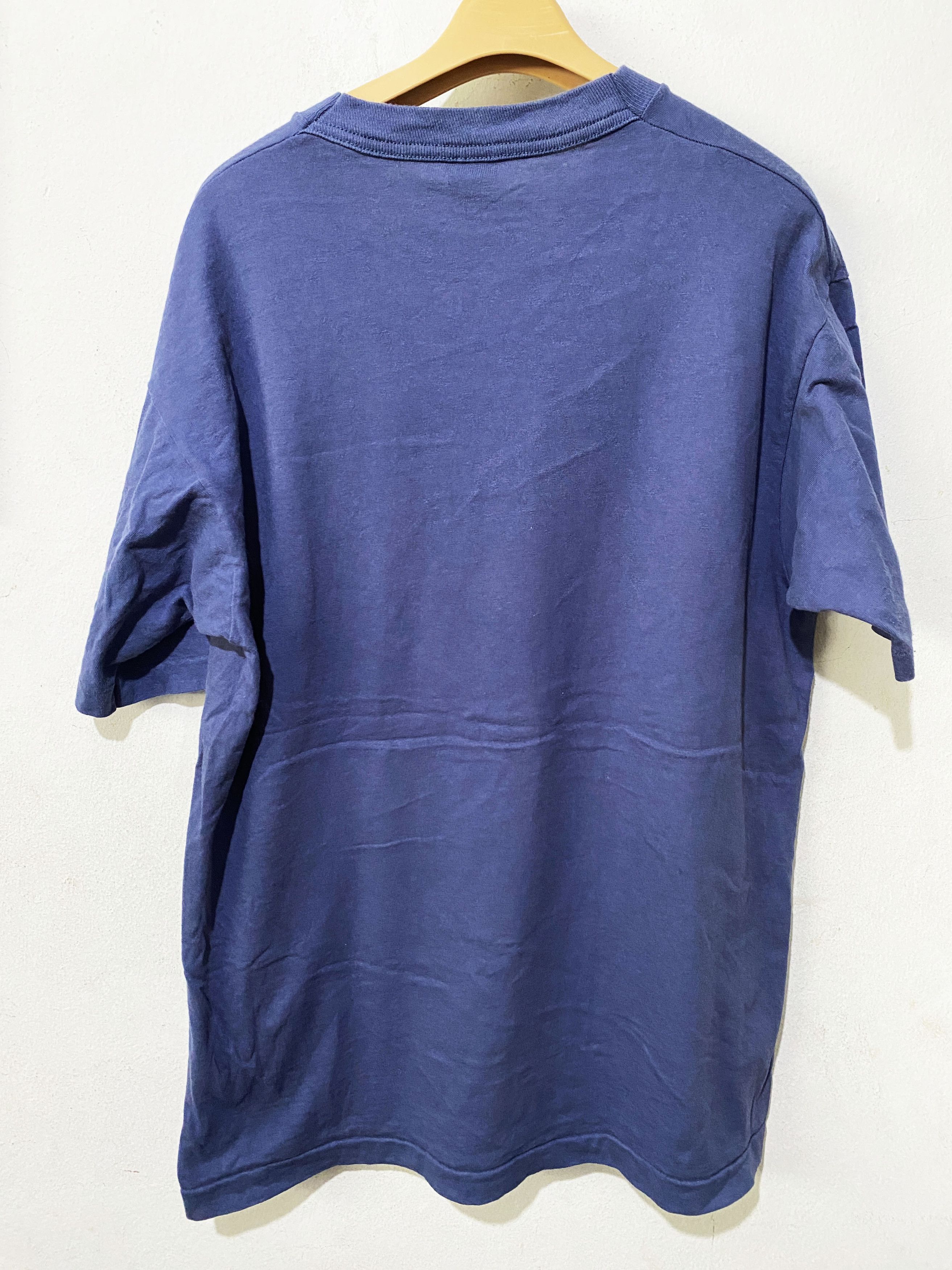 Vintage Vintage 90s Friends TV Show Shirt Size US L / EU 52-54 / 3 - 4 Thumbnail