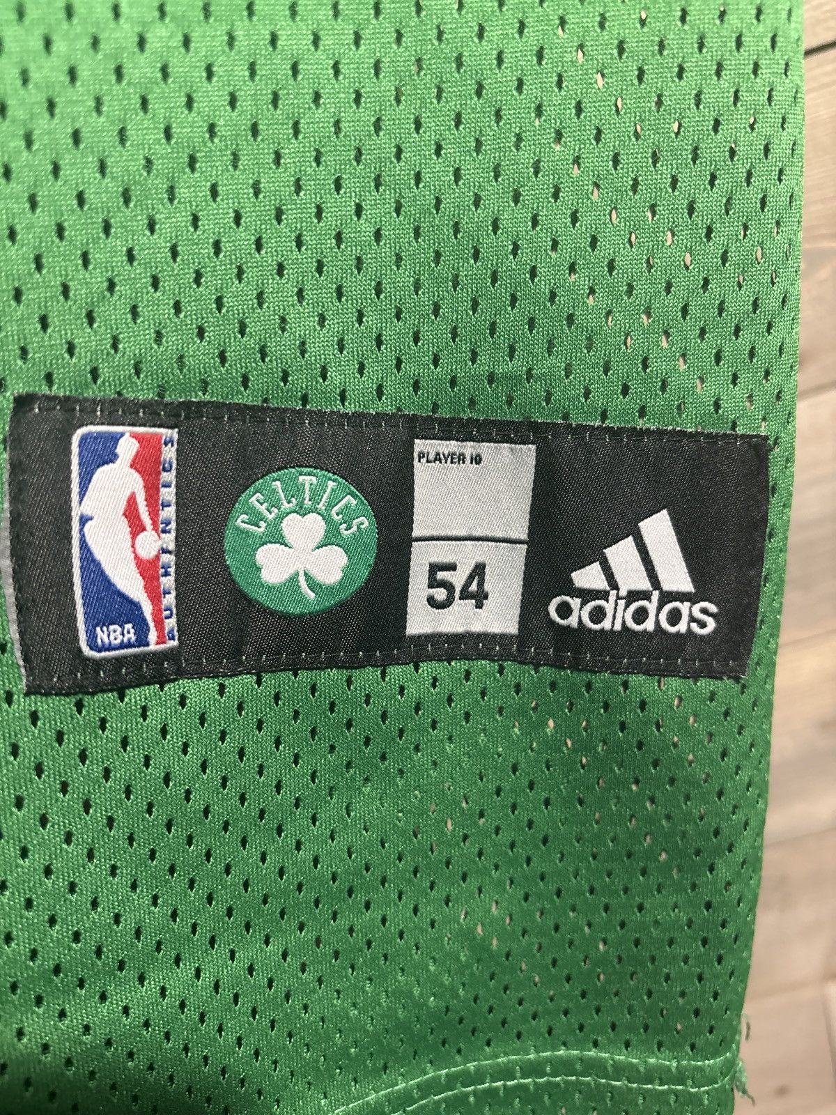 Adidas VintageBoston Celtics Shaquille O’ Neil # 36 jersey Size US XL / EU 56 / 4 - 3 Thumbnail