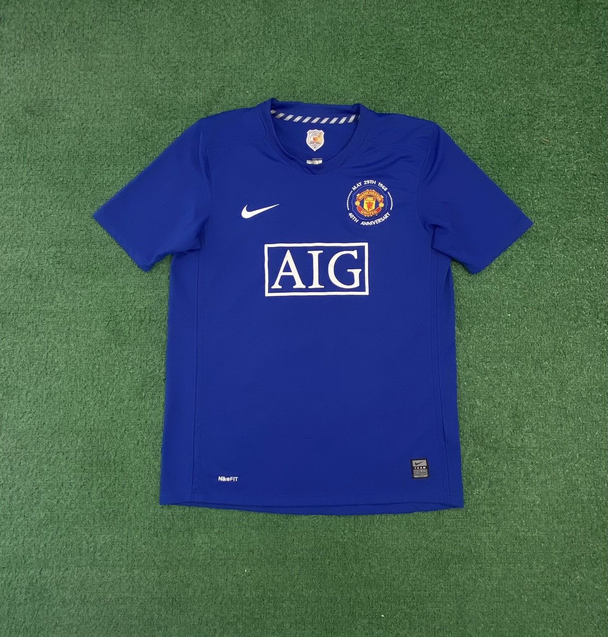 Nike Nike jersey tshirt berbatov 9 manchester united Size US M / EU 48-50 / 2 - 2 Thumbnail