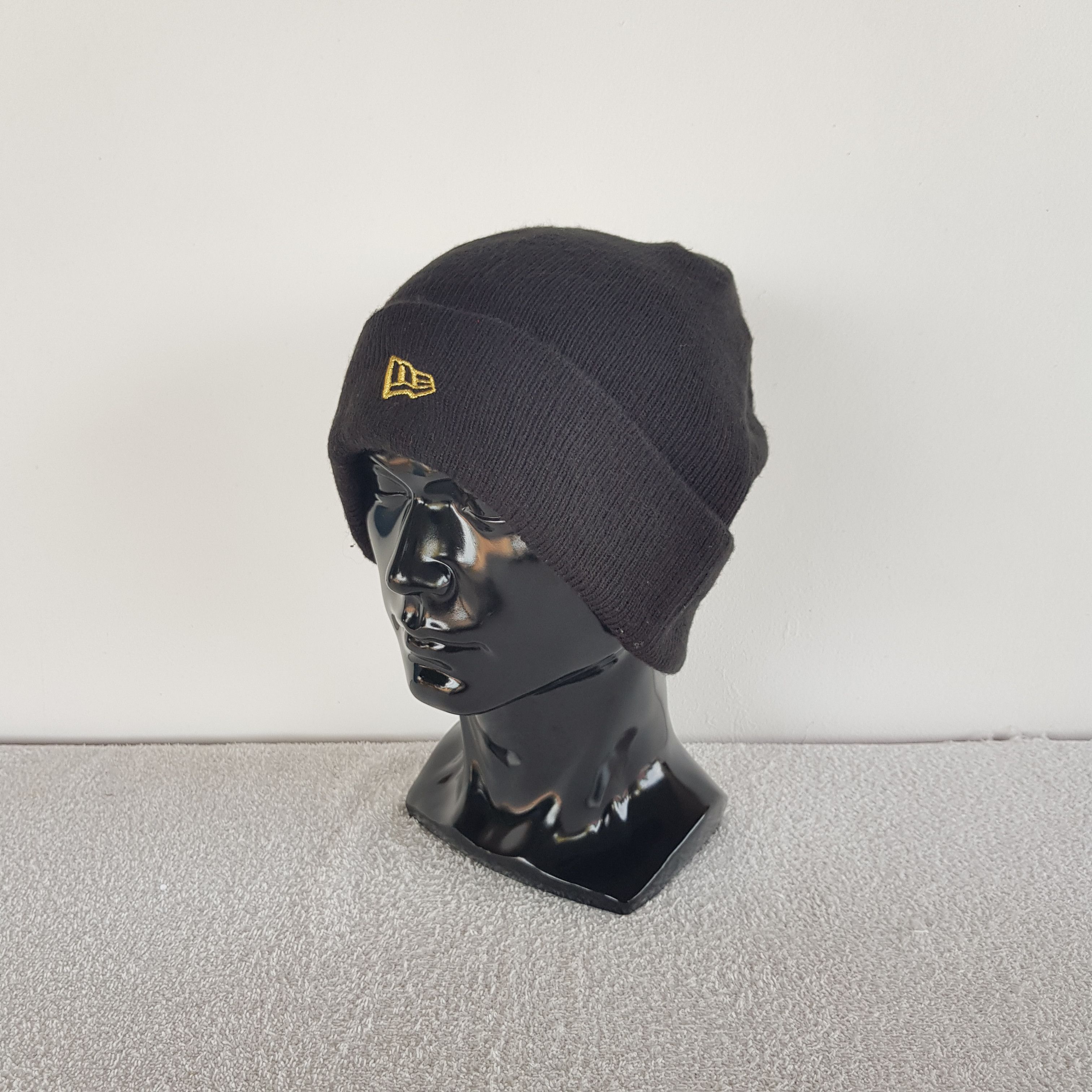 Japanese Brand Vintage New Era Beanie Small Logo Ribbed Snow Caps Hats. Size ONE SIZE - 1 Thumbnail