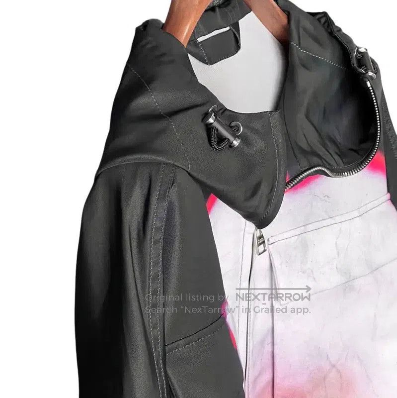 Alexander McQueen Alexander McQueen Black Floral Print Short Jacket . Size US S / EU 44-46 / 1 - 6 Thumbnail