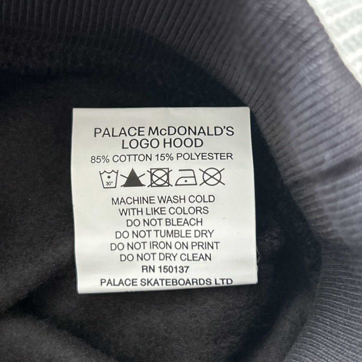 Palace 2023 Palace x McDonalds Logo hoodie sz L Size US L / EU 52-54 / 3 - 8 Thumbnail