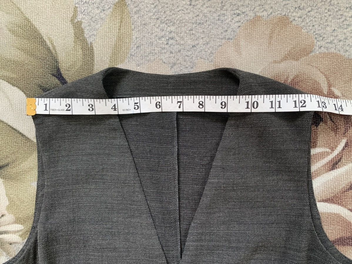 Emporio Armani Emporio Armani Buttons Vest Made in Italy Size XS / US 0-2 / IT 36-38 - 7 Thumbnail