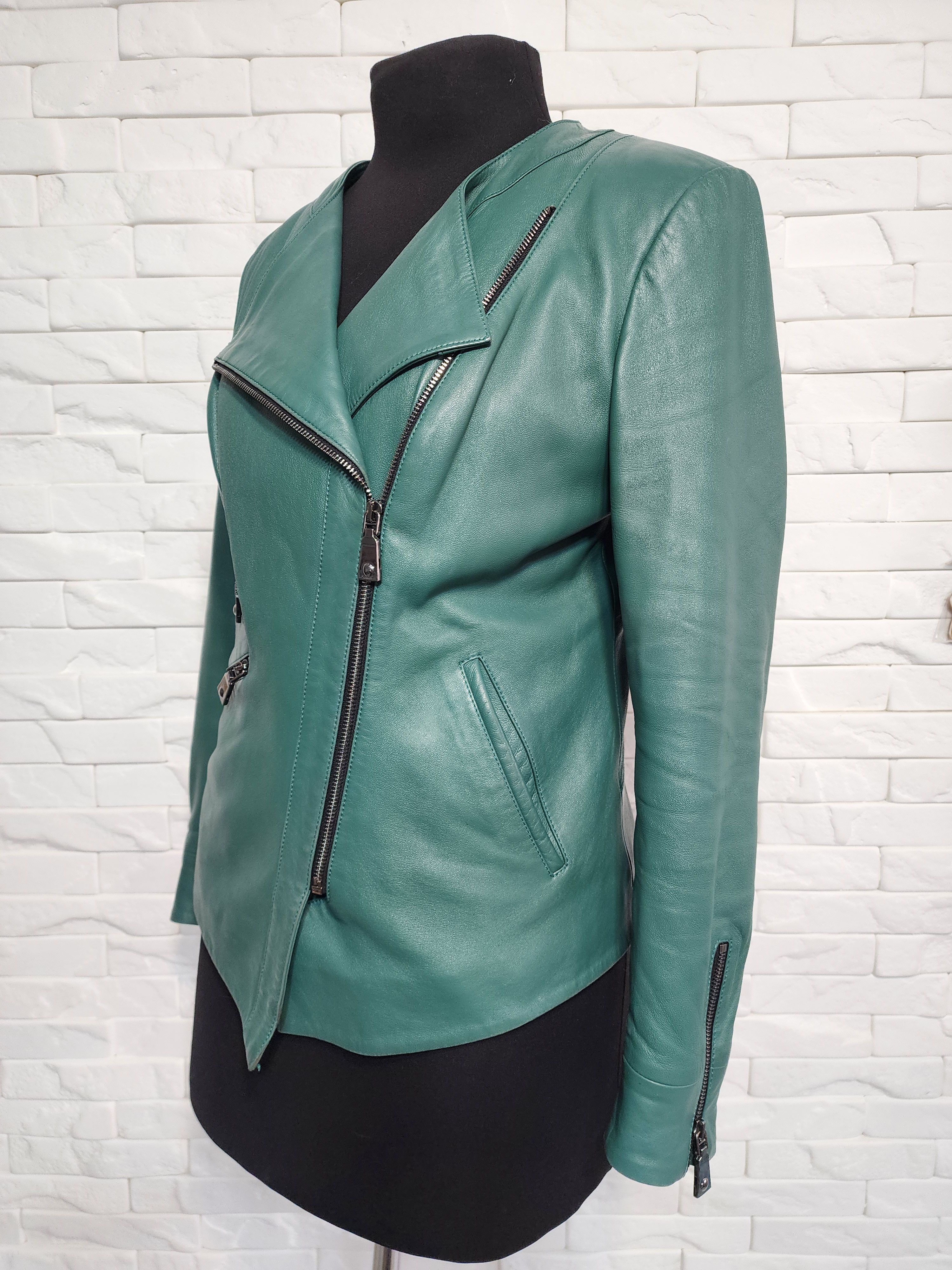 Other Green Leather Jacket: Women's Genuine Zippered Coat. Size M. Size M / US 6-8 / IT 42-44 - 2 Thumbnail