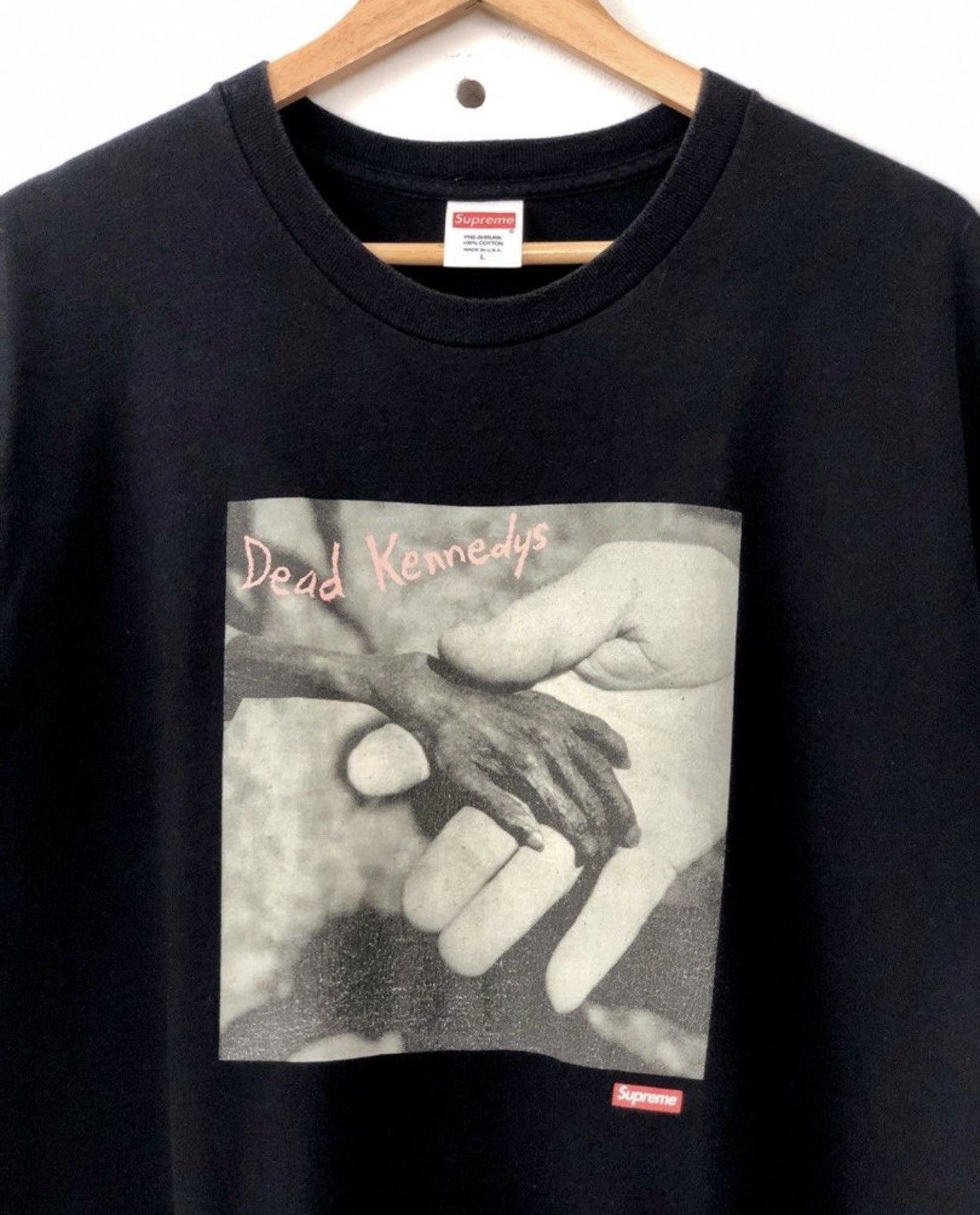 Dead Kennedys fire 🔥🔥 y2k Supreme Dead Kennedys Surgical Hand T Shirt FW14 Size US L / EU 52-54 / 3 - 3 Thumbnail