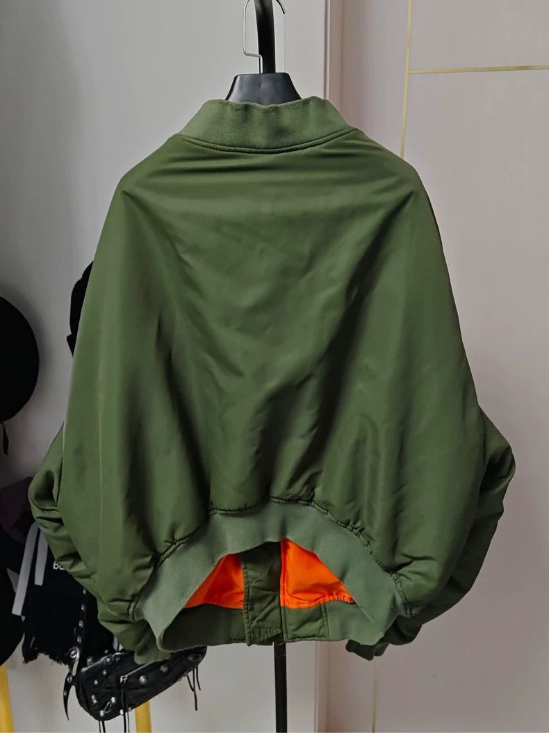 Balenciaga Balenciaga Fall Shoulder Erosion Destruction Bomb Show Jac Size US XS / EU 42 / 0 - 2 Thumbnail