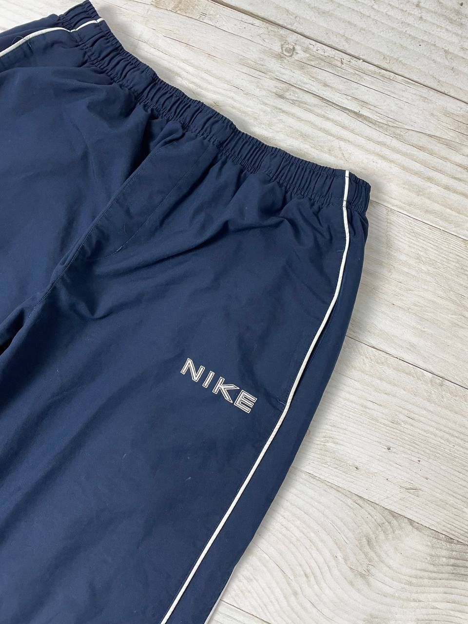 Nike Vintage Nike Nylon Track Pants 00s Big Logo Swoosh Size US 36 / EU 52 - 4 Thumbnail
