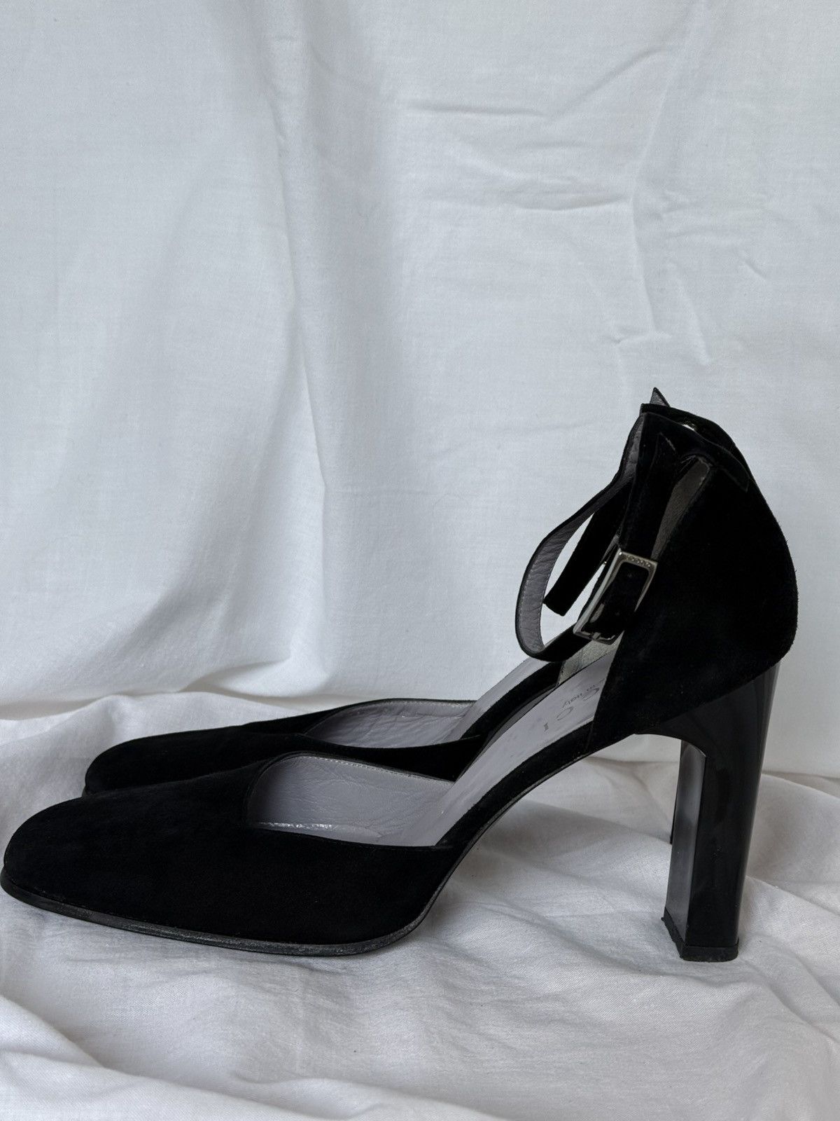 Gucci Gucci Suede Black Mary Jane Squared Toe Heels Size US 8.5 / IT 38.5 - 2 Thumbnail