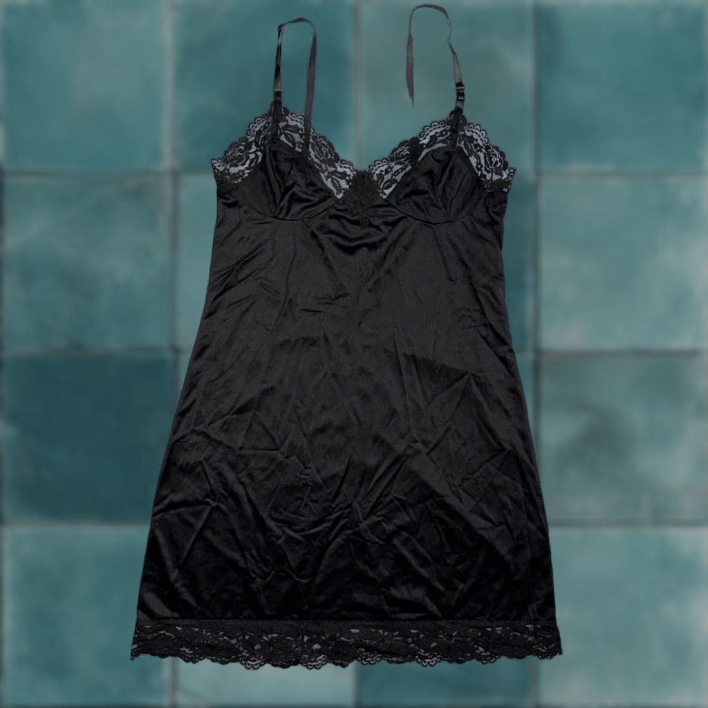 VINTAGE Kayser Lingerie Slip Dress Sleepwear Full Sweep Nightgown Lace 70s 36 Black Nylon Silky Soft Glam 1970s Womens