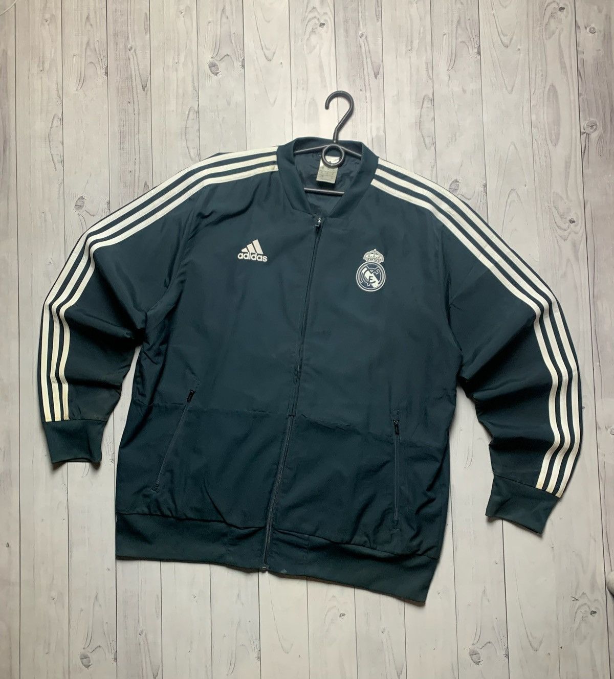 Vintage Vintage adidas Real Madrid soccer track jacket size XL Size US XL / EU 56 / 4 - 1 Thumbnail