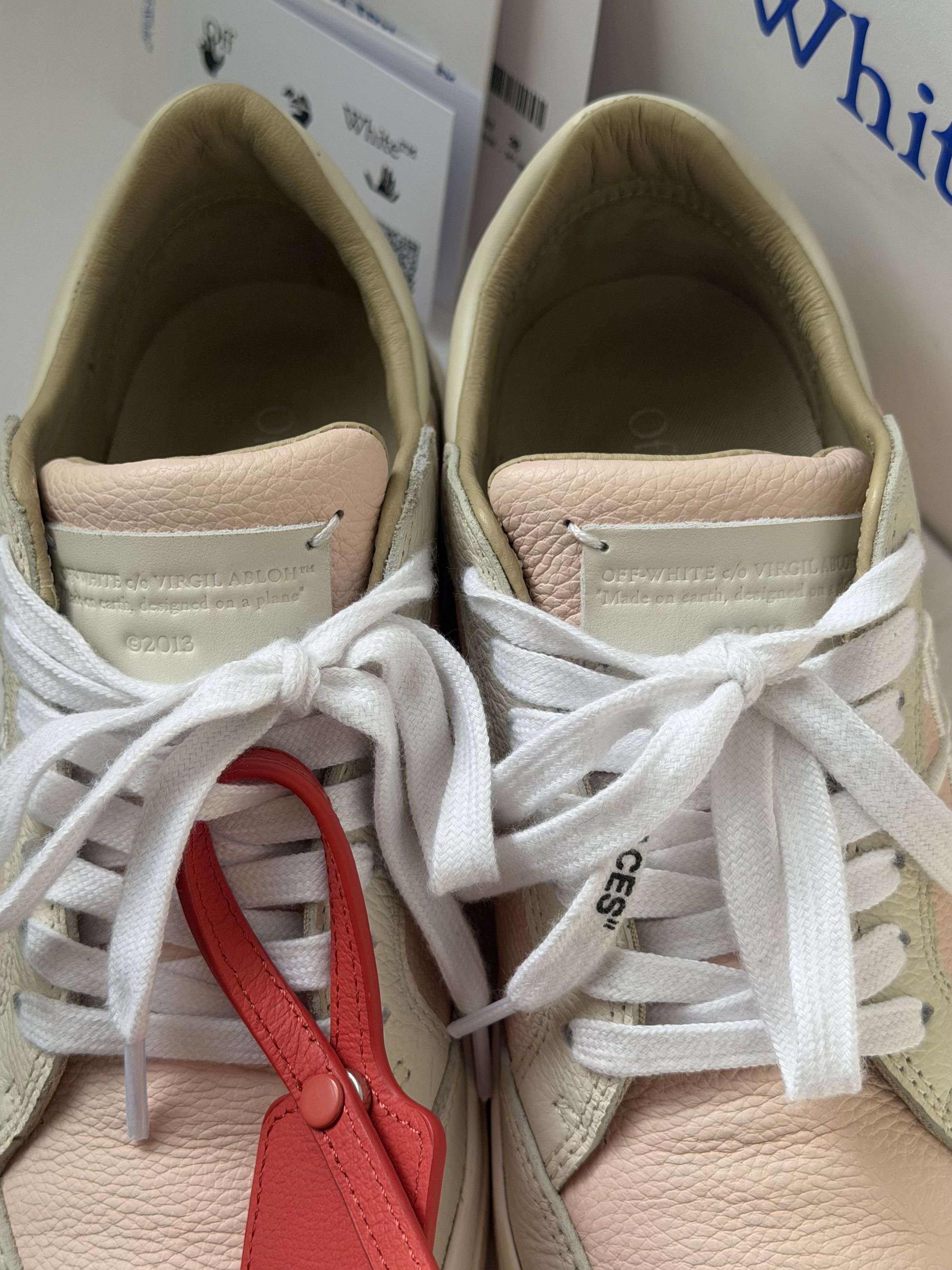 Off-White Off-White Low Vulcanized Leather Sneakers Pink/Nude Size 8 Size US 8 / IT 38 - 2 Thumbnail
