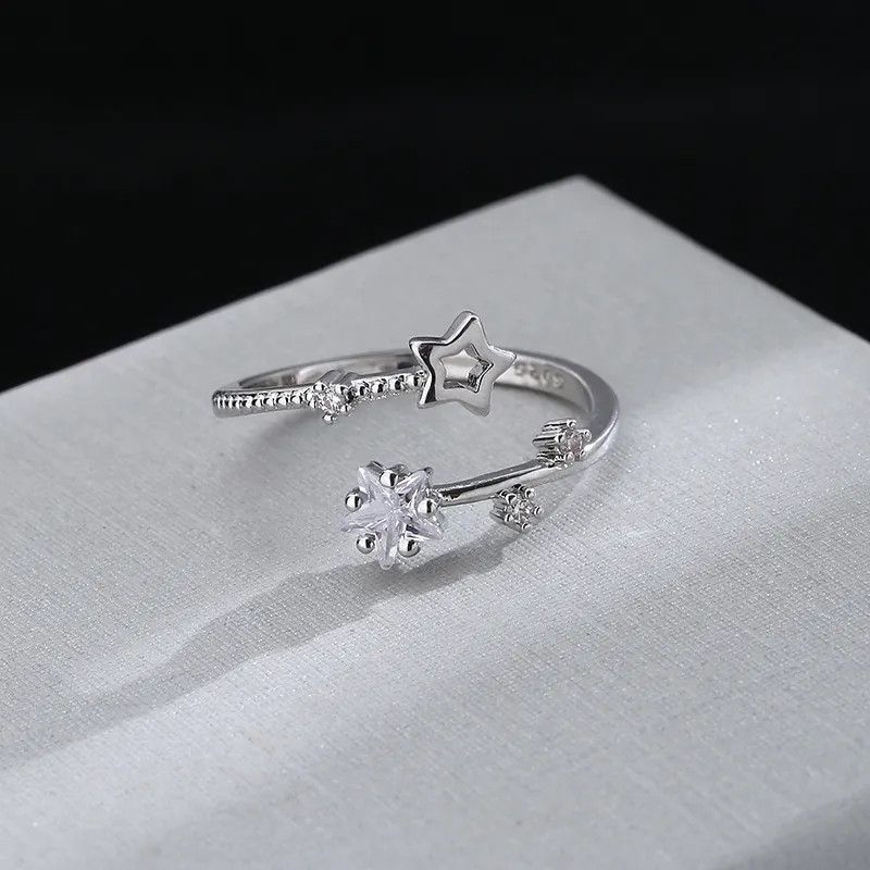 Jewelry × Vintage Hollow Five-pointed Star Rings Women Size ONE SIZE - 5 Thumbnail