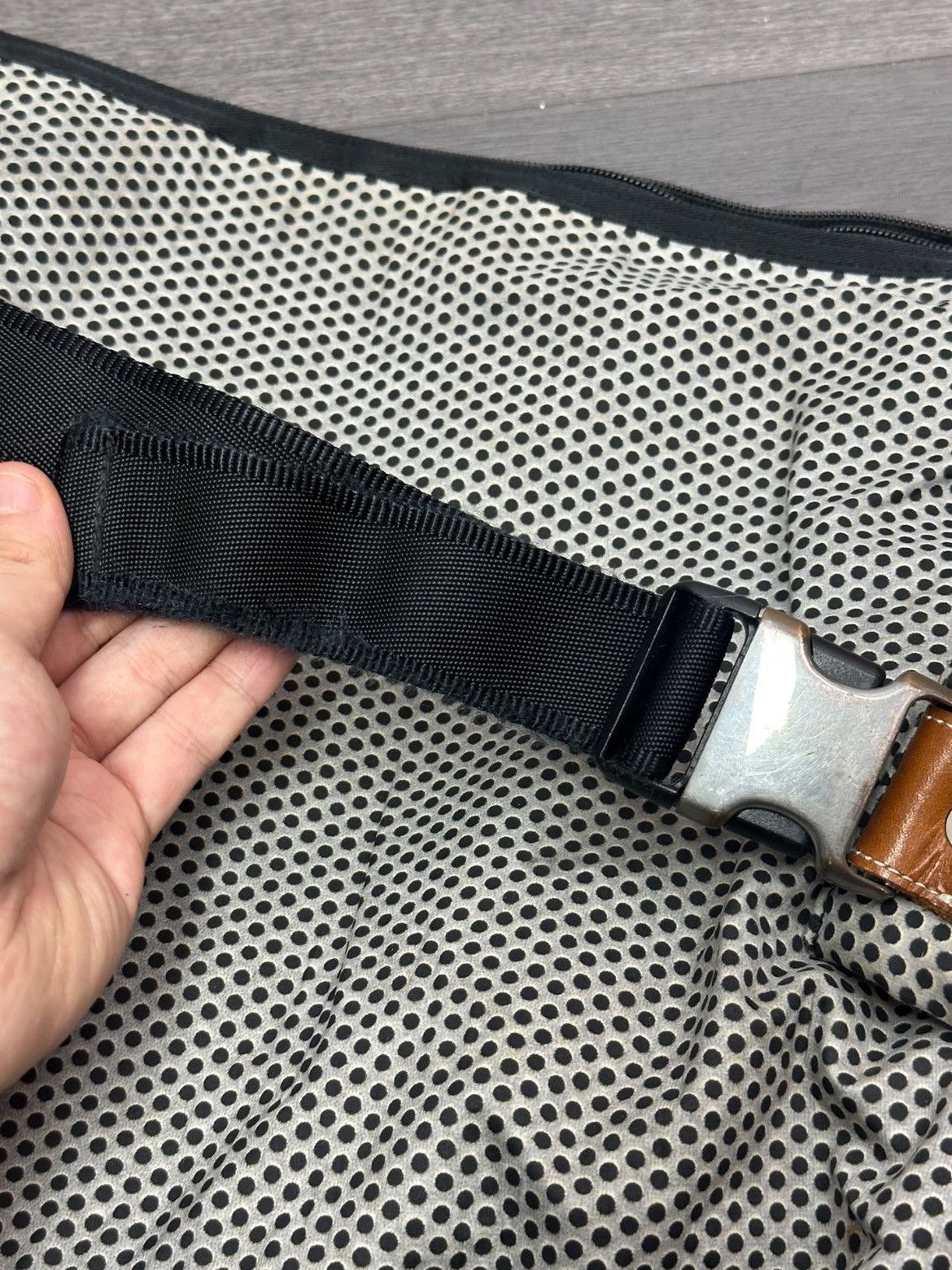 バッグ UNDERCOVERISM  10SS Less but better Undercover Undercover 10ss less but better massager bag