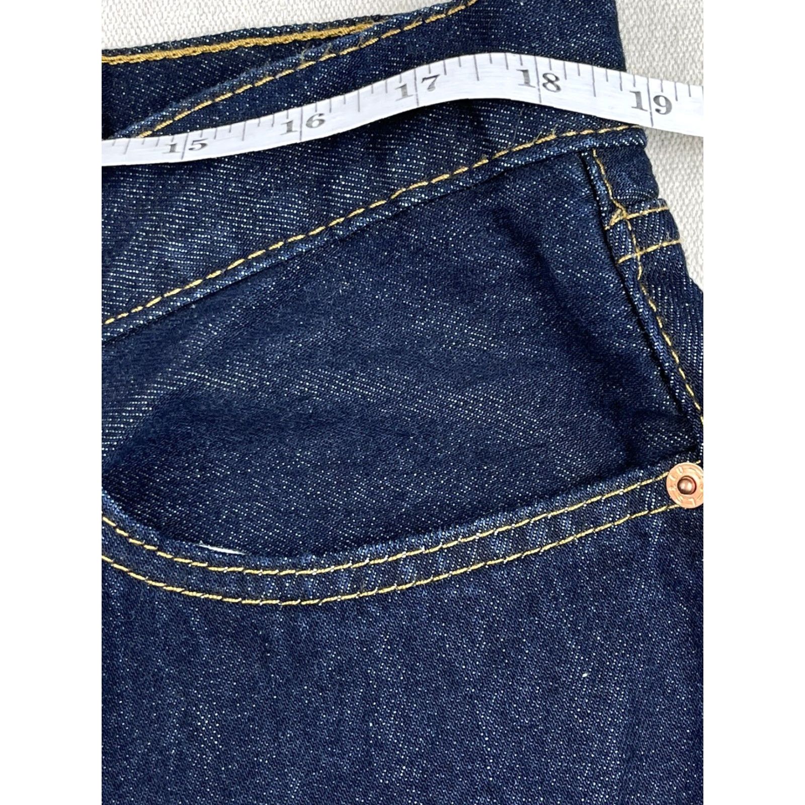 Levi's Levi's Jeans 505 Straight Men’s 38x32 Denim Dark Blue Cotton Zip Inseam 32 N/A Size US 38 / EU 54 - 5 Thumbnail