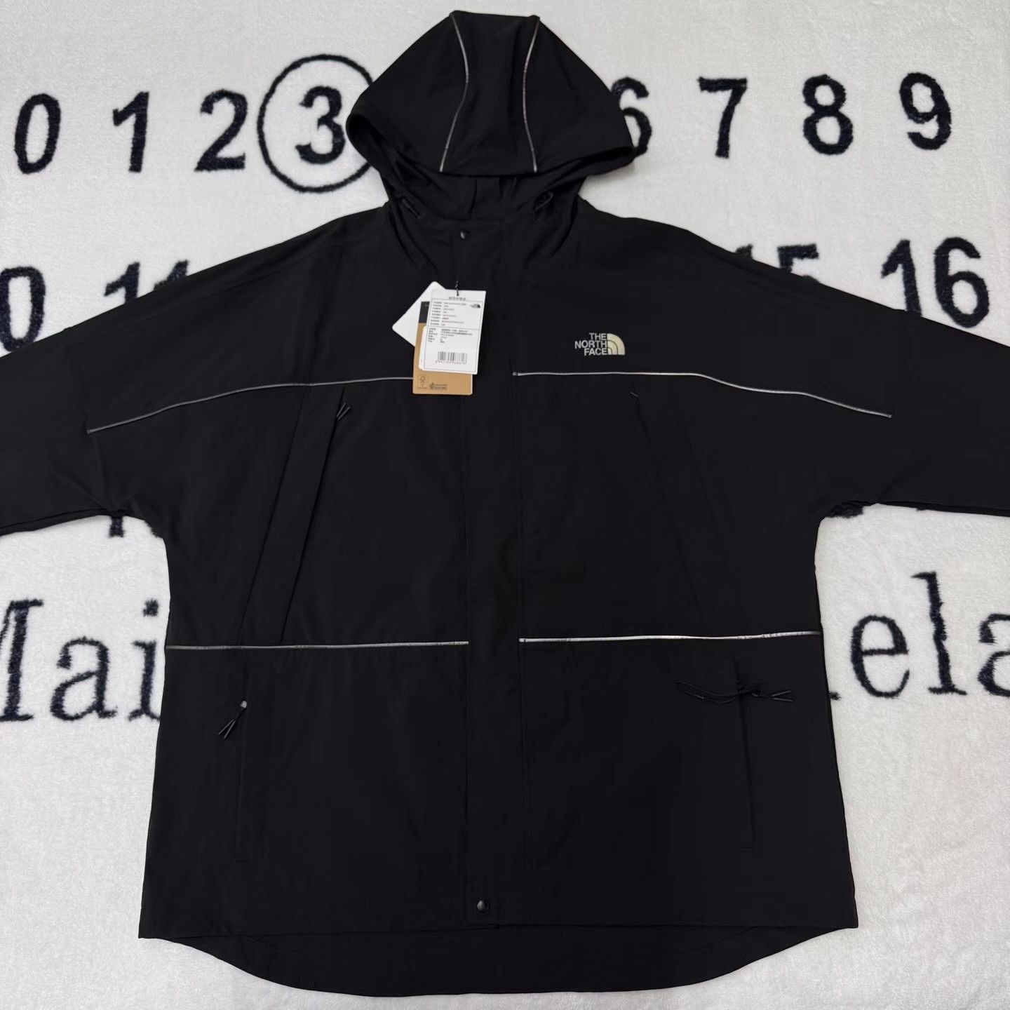 The North Face The North Face Black Hooded Windbreaker Q10 Size US XXL / EU 58 / 5 - 1 Thumbnail